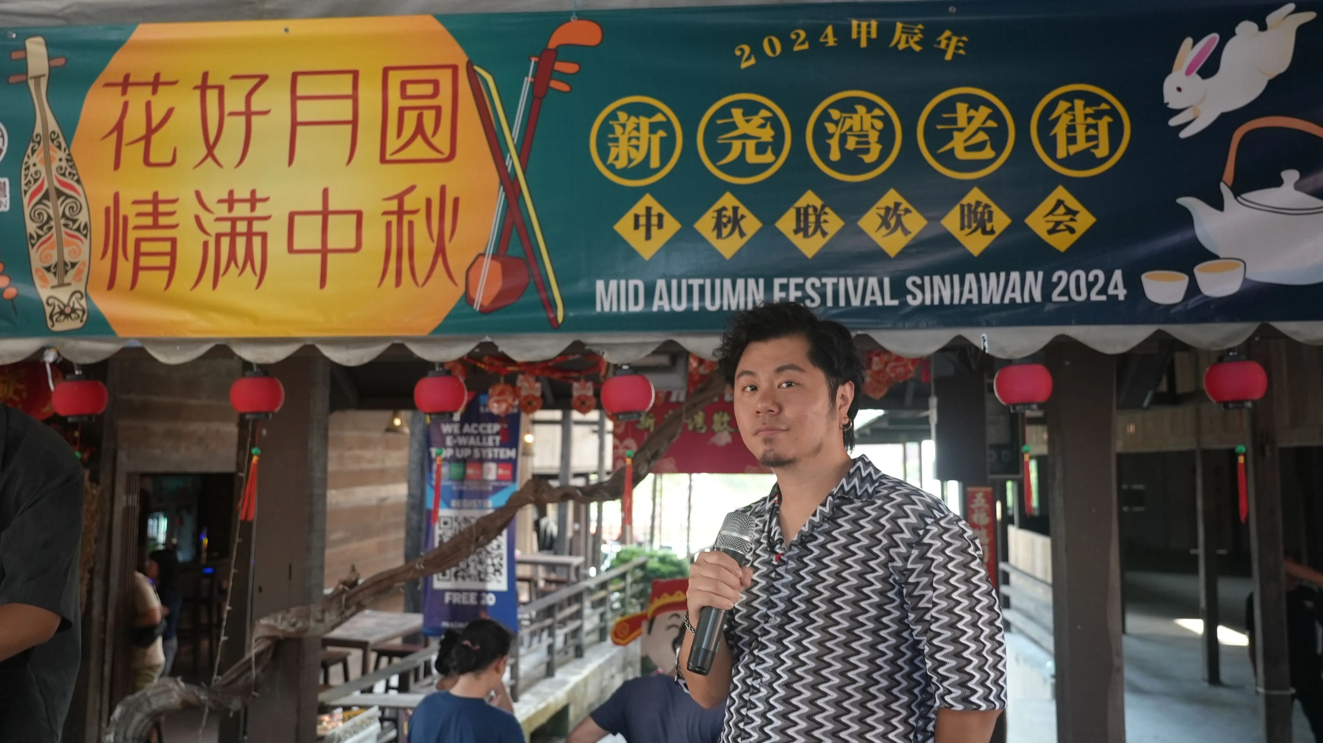 黃子軒笑稱一圓新堯灣伍佰的夢想。客家電視台提供