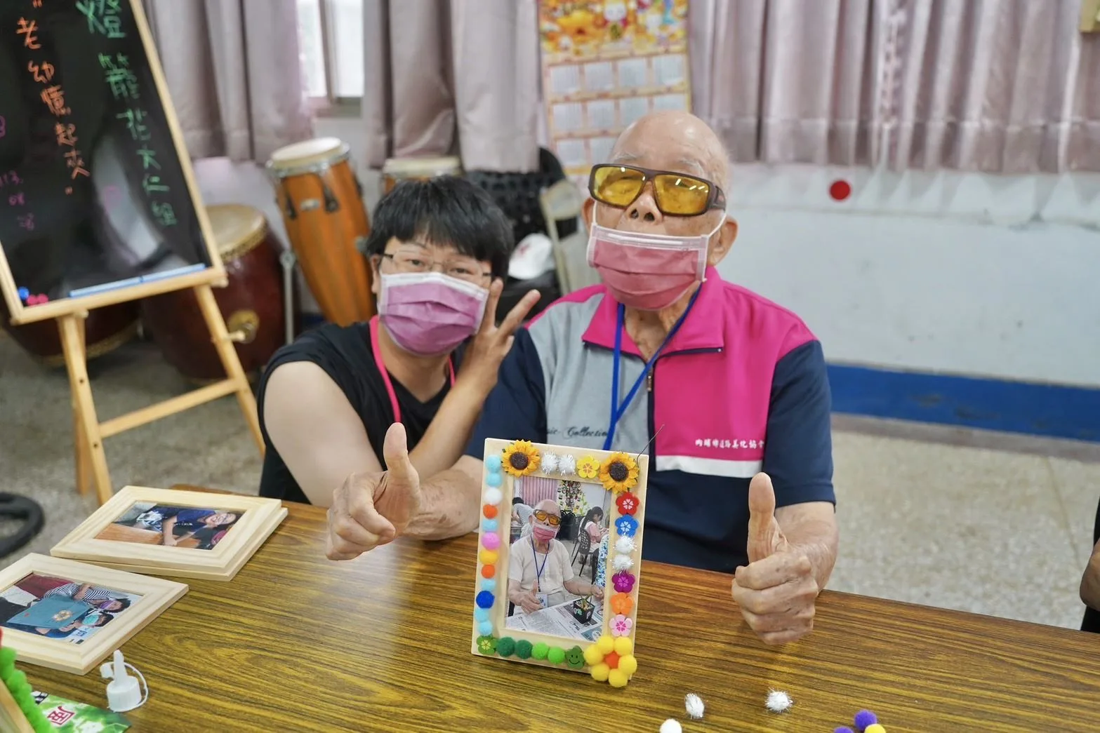 95歲阿公鍾新喜，是伯公照護站全國站點最年長學員。屏東縣政府提供