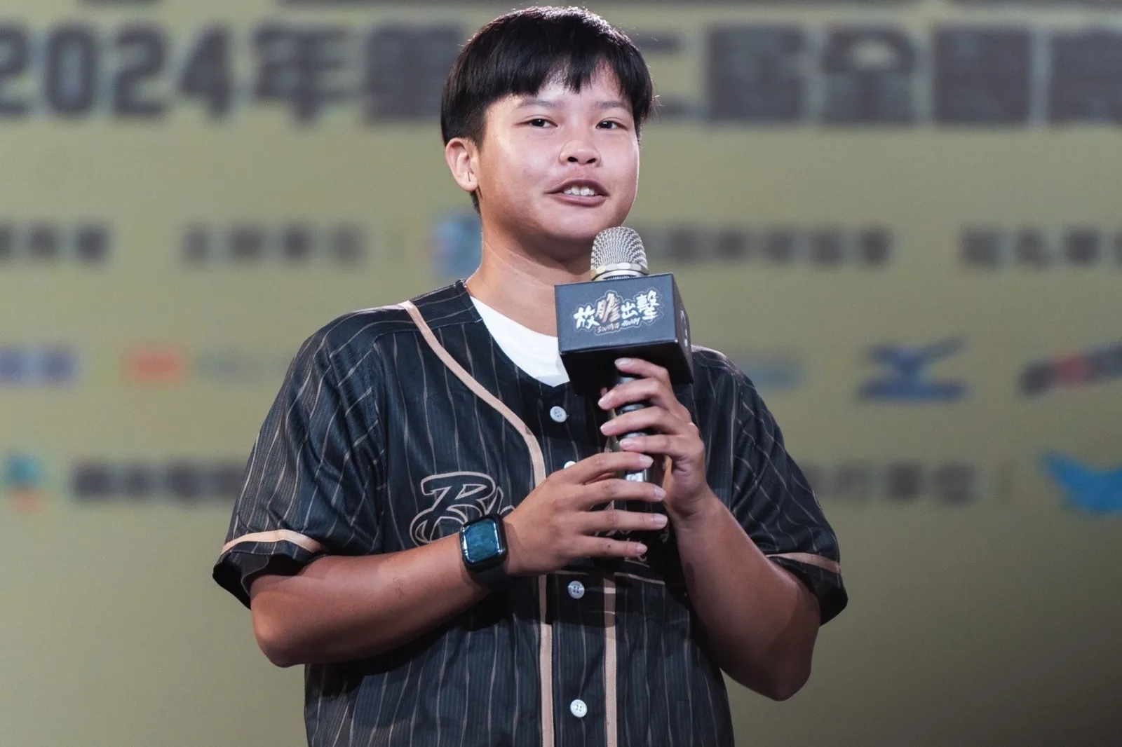 華江高中棒球隊首批女子隊員賴巧綺,曾參加3屆黑豹旗,鼓勵大家珍惜每一場比賽的機會。教育部體育署提供