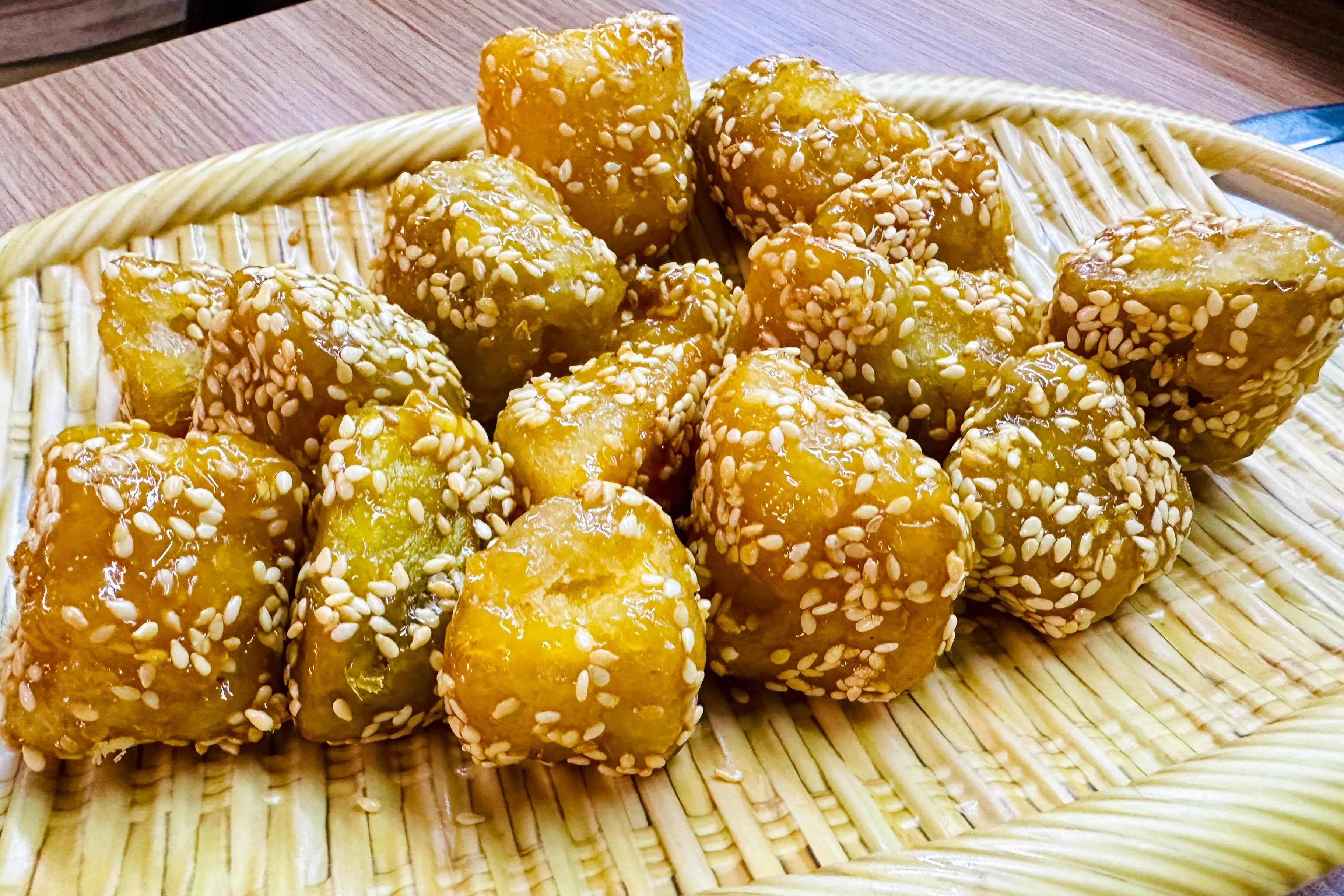 城市裡的餐廳炸番薯薯條會加一些配料。蕭秀琴攝