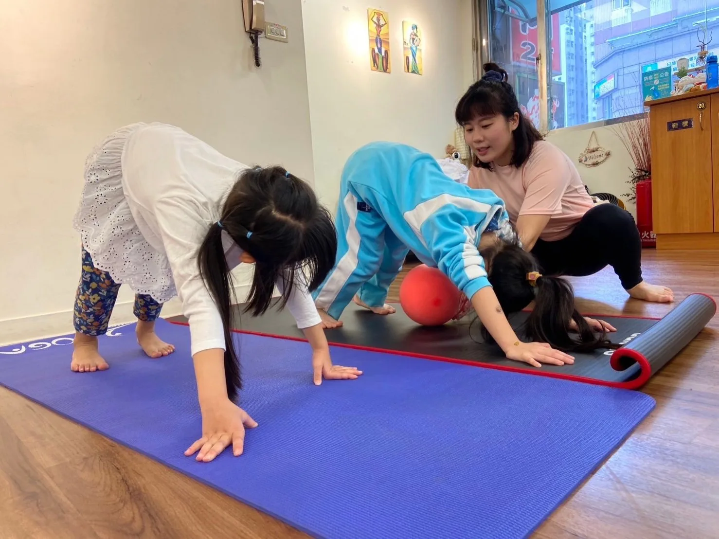 活動現場有瑜珈課程，資料照。臺北市客家文化主題公園提供