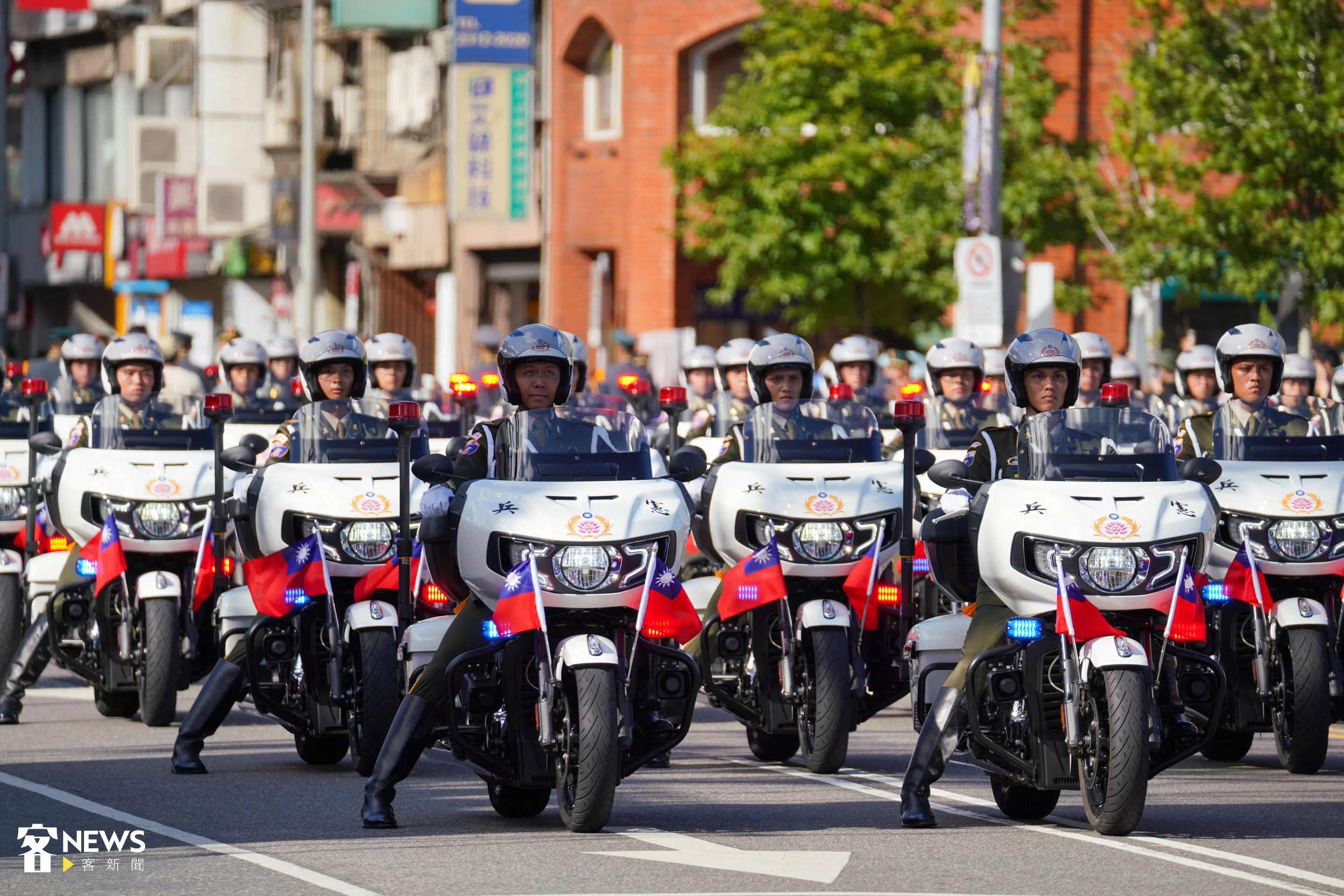憲兵指揮部的重型機車部隊。朱愷元攝