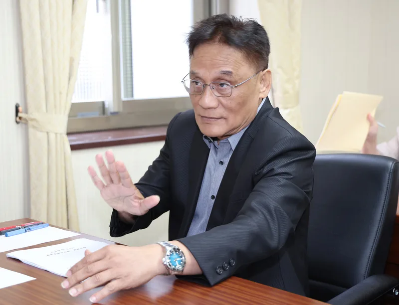 原民會主委曾智勇Ljaucu．Zingrur，針對『臺灣台語』表示尊重各族群的歷史性和文化性。中央社