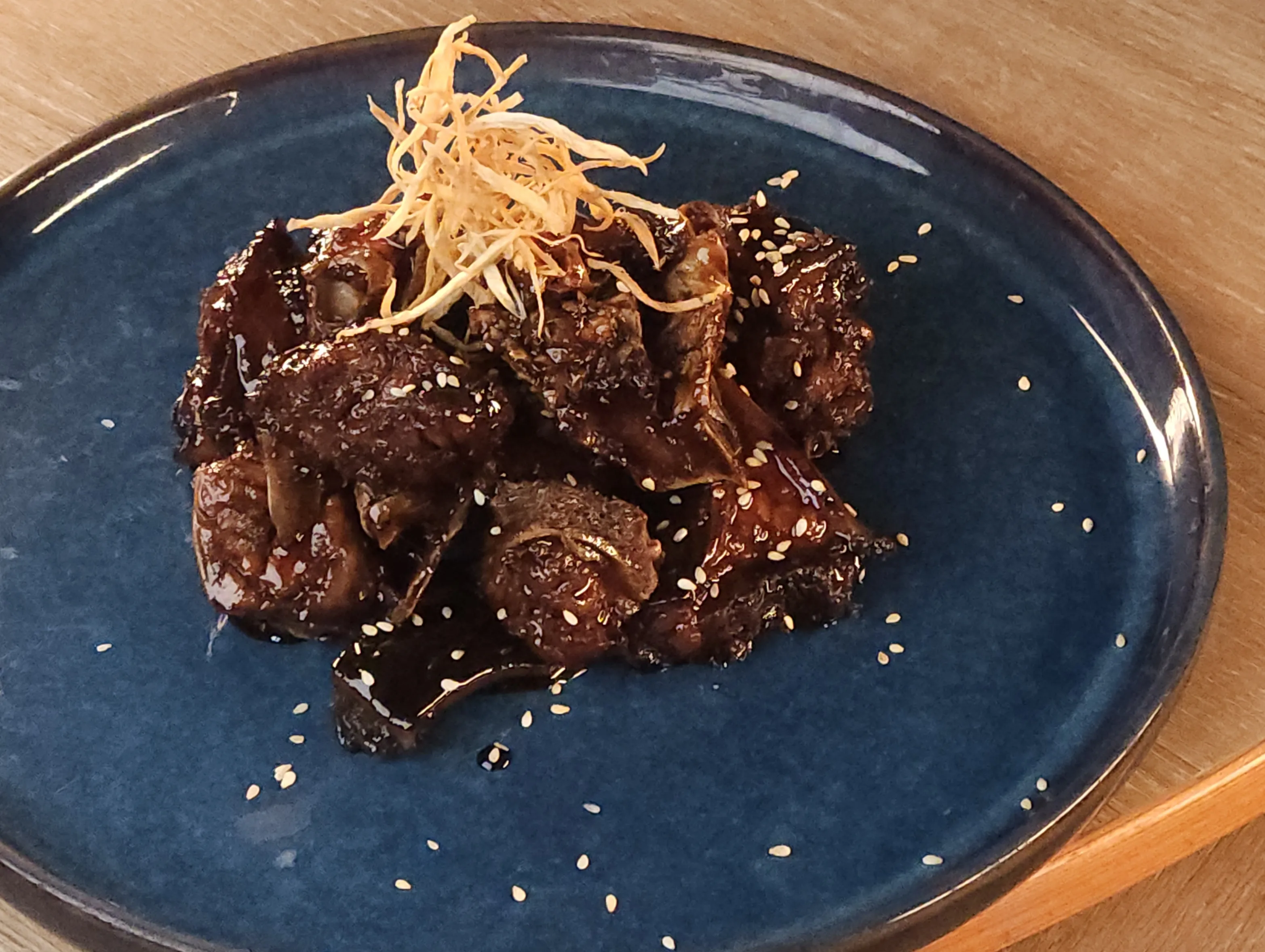 「台東100碗」美食指南入榜菜「黑糖旗魚」。台東縣政府提供