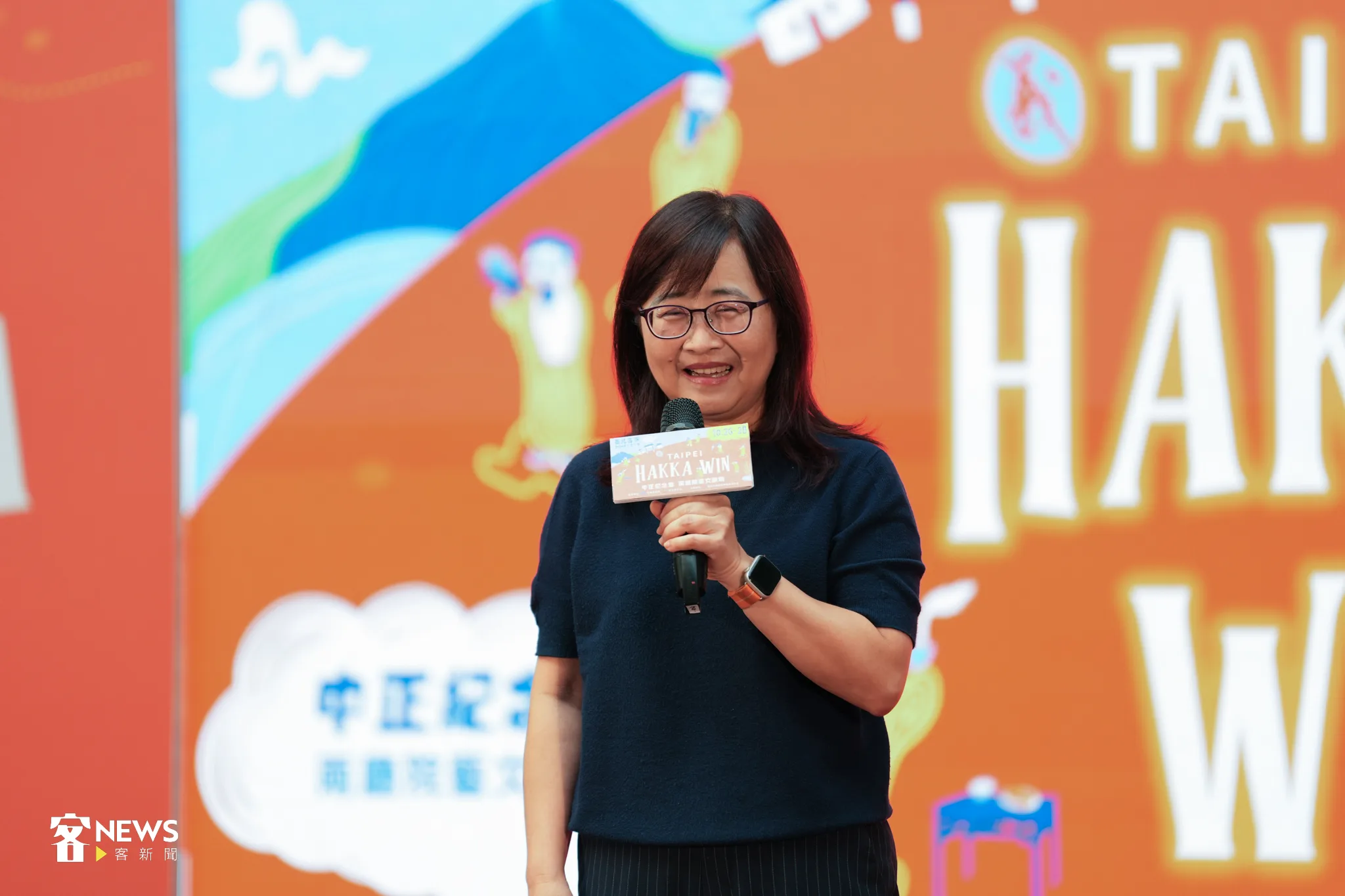 台北市副市長林奕華號召大家一起來參加義民嘉年華，鬥鬧熱。宋佩遙攝