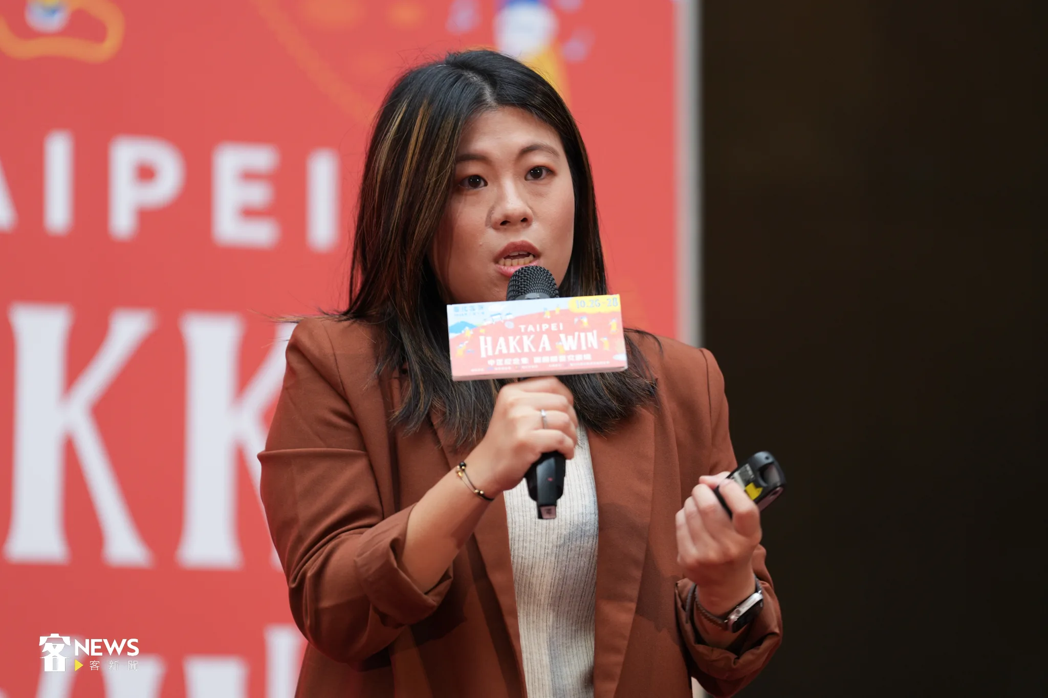 北市客委會主委周羿希表示用創新、年輕的概念來舉辦這次的義民嘉年華。宋佩遙攝