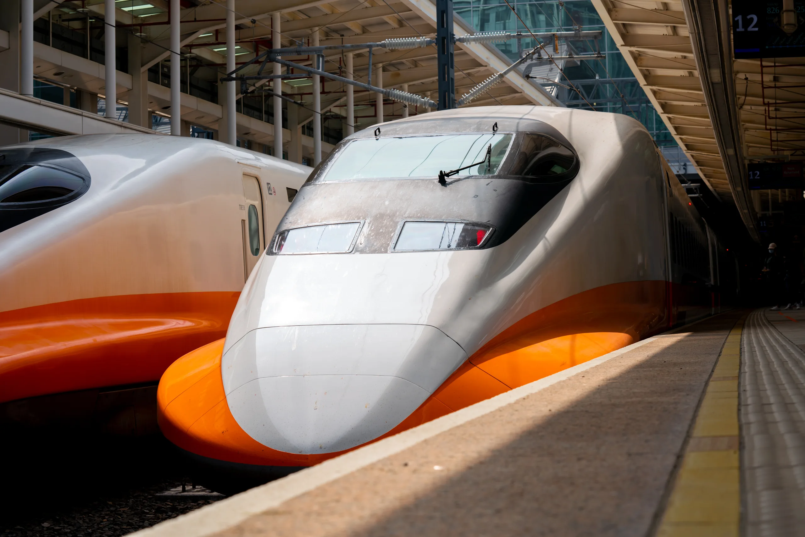 因應228連假，高鐵宣布列車「再加開4班」。李台源攝