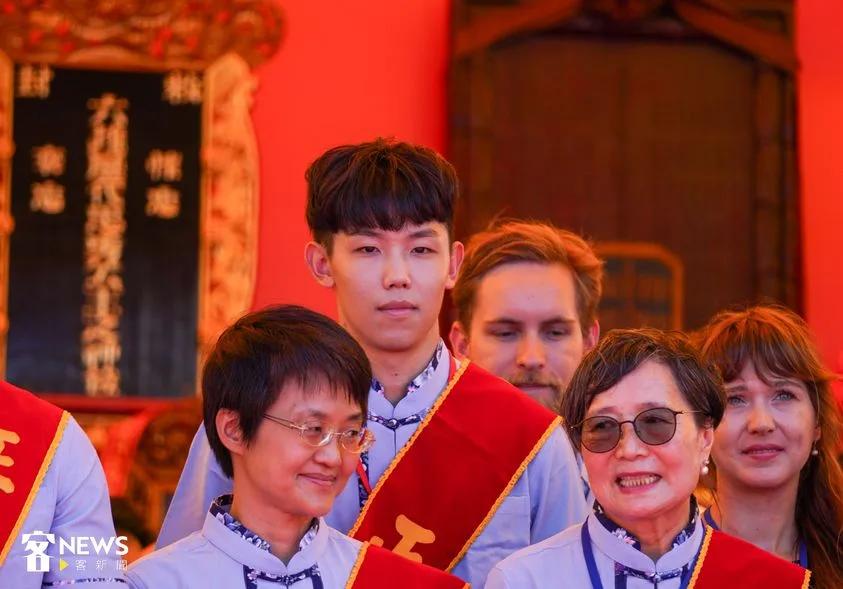 國手彭名揚今天(27日)以正獻官身份出席北市義民祭主祭大典。范修語攝