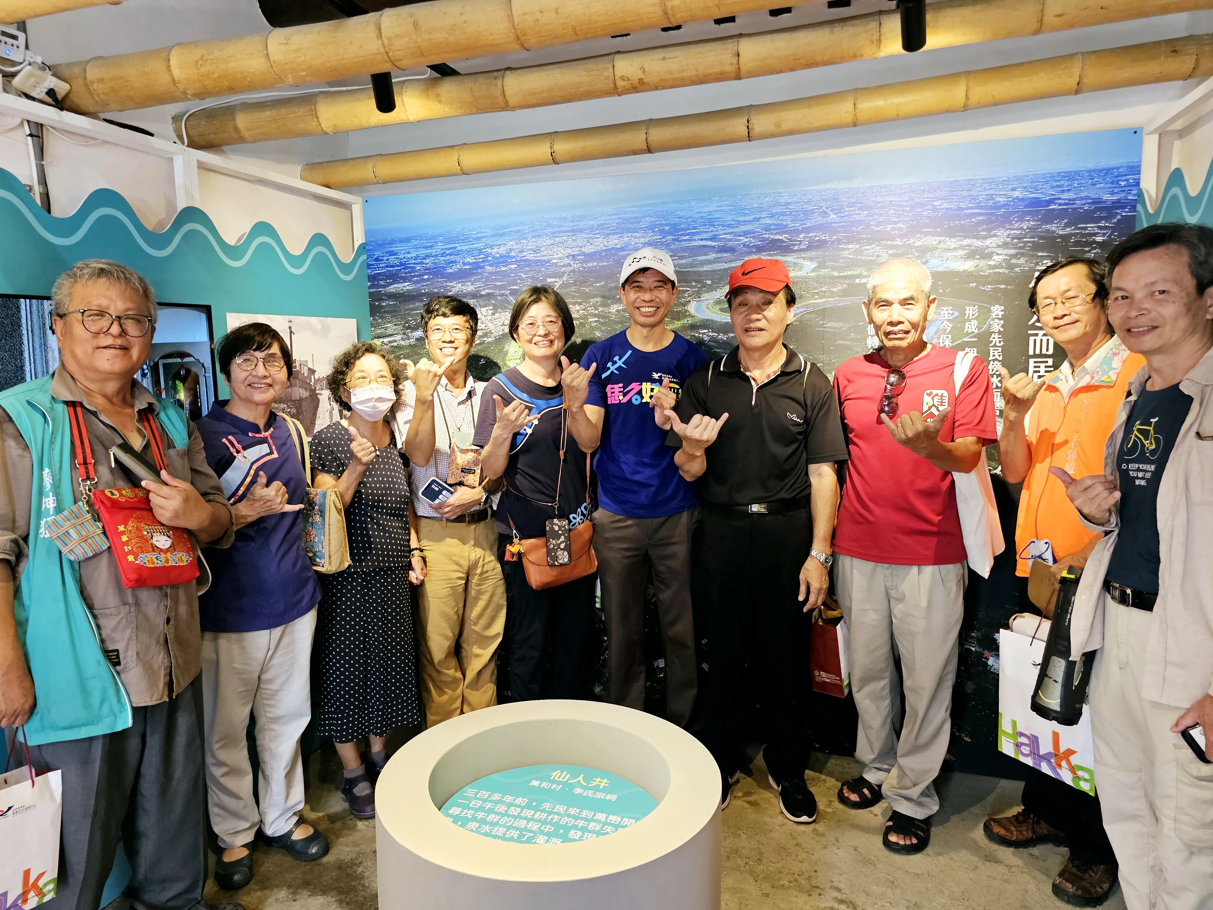 展區內設置水井的裝置,顯現出五溝水地區的「水文、聚落」關係。客發中心提供