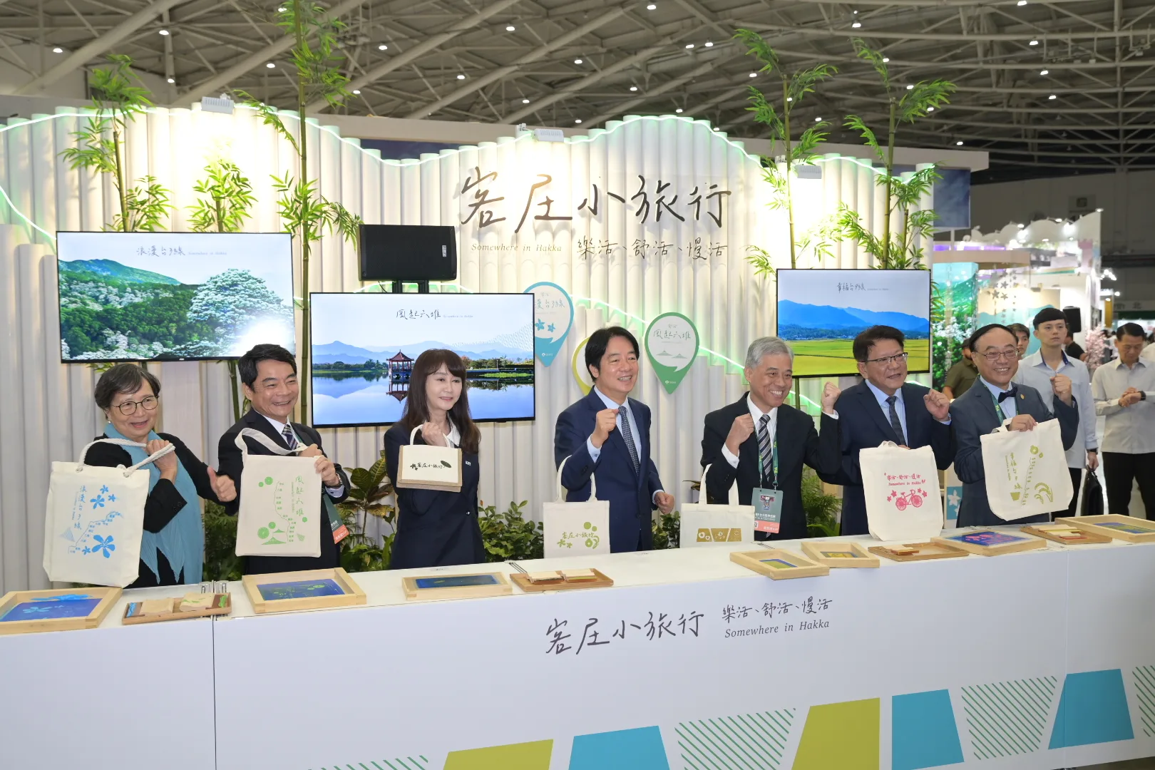總統賴清德第一站參訪客家委員會的客家館。洪俊傑攝