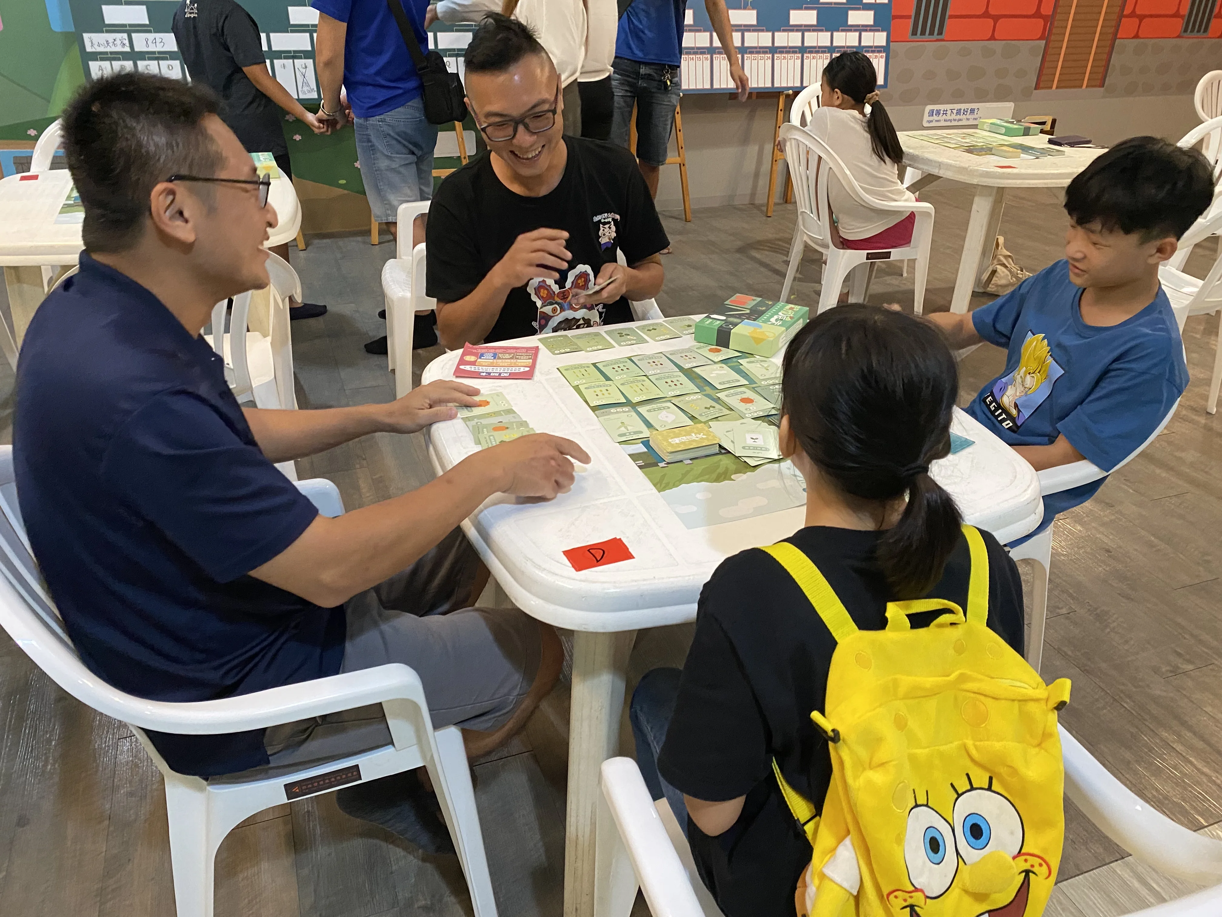 超級濃夫桌遊比賽實況。高雄市客委會提供