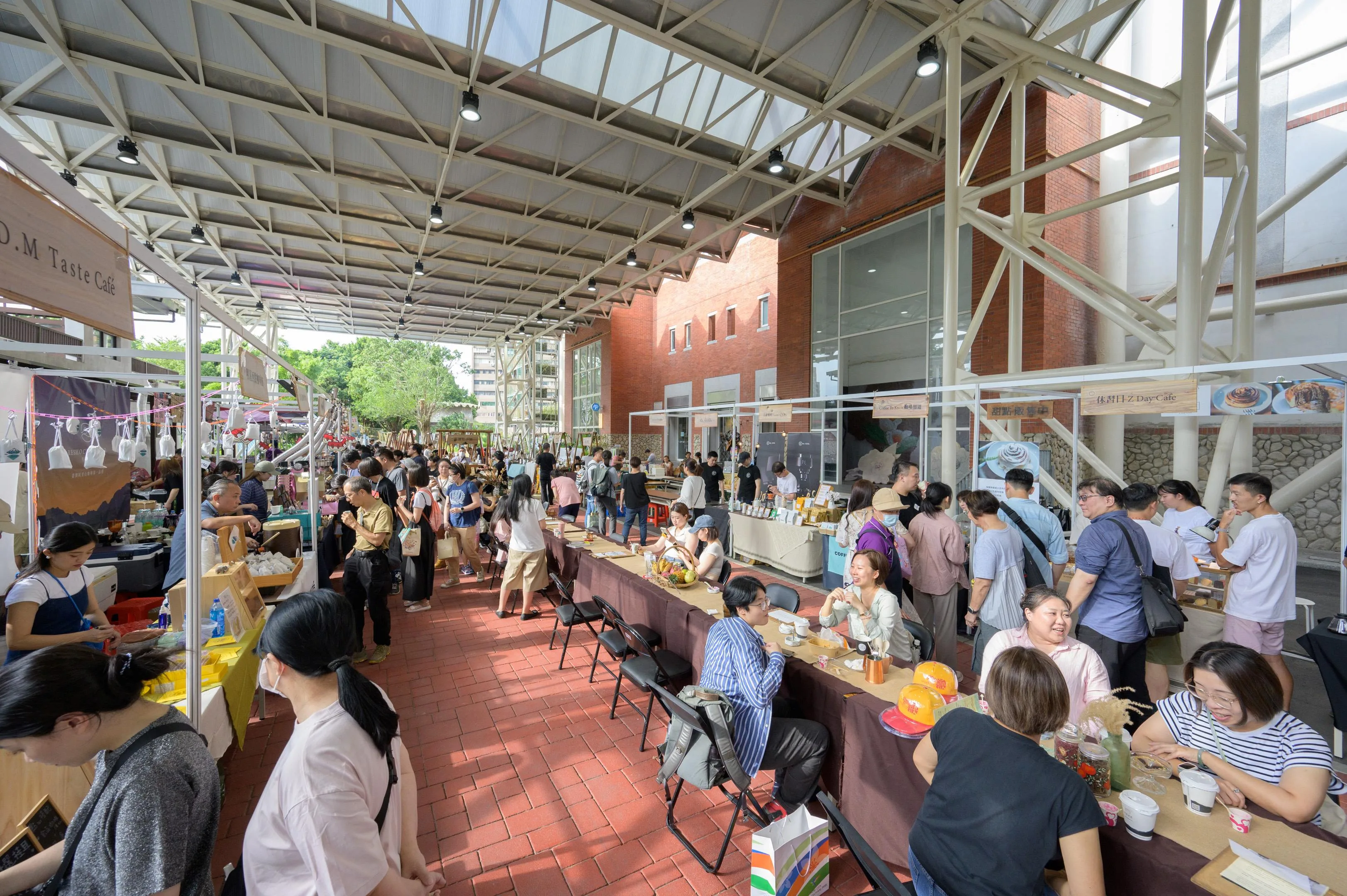 往年市集活動照,資料照。北市客基會提供