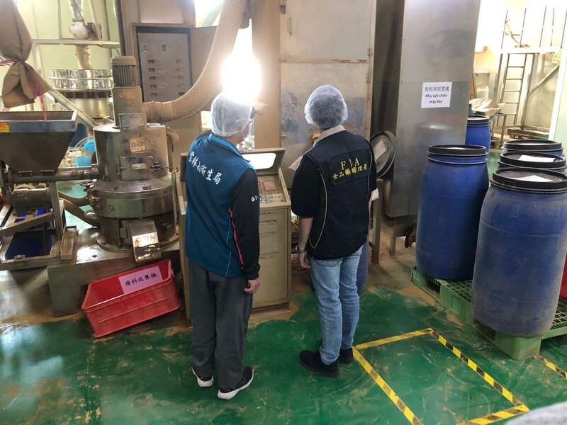 雲林縣衛生局表示，咖哩粉原料全由台北總公司提供，斗六廠只負責生產加工，全案已移請北市衛生局繼續追查。雲林縣政府提供