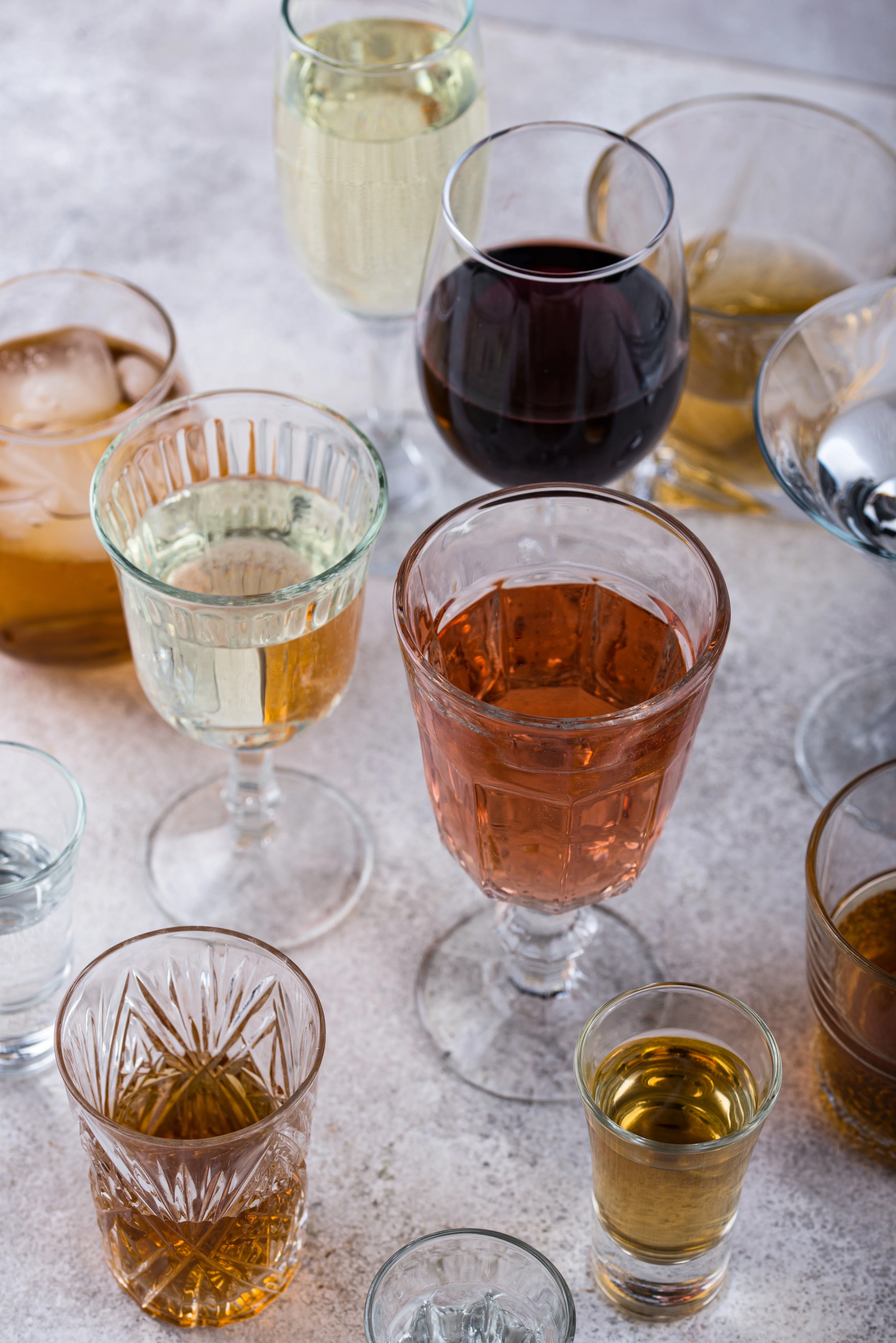 未成年飲酒調查：小女生喝酒頻率高於男生