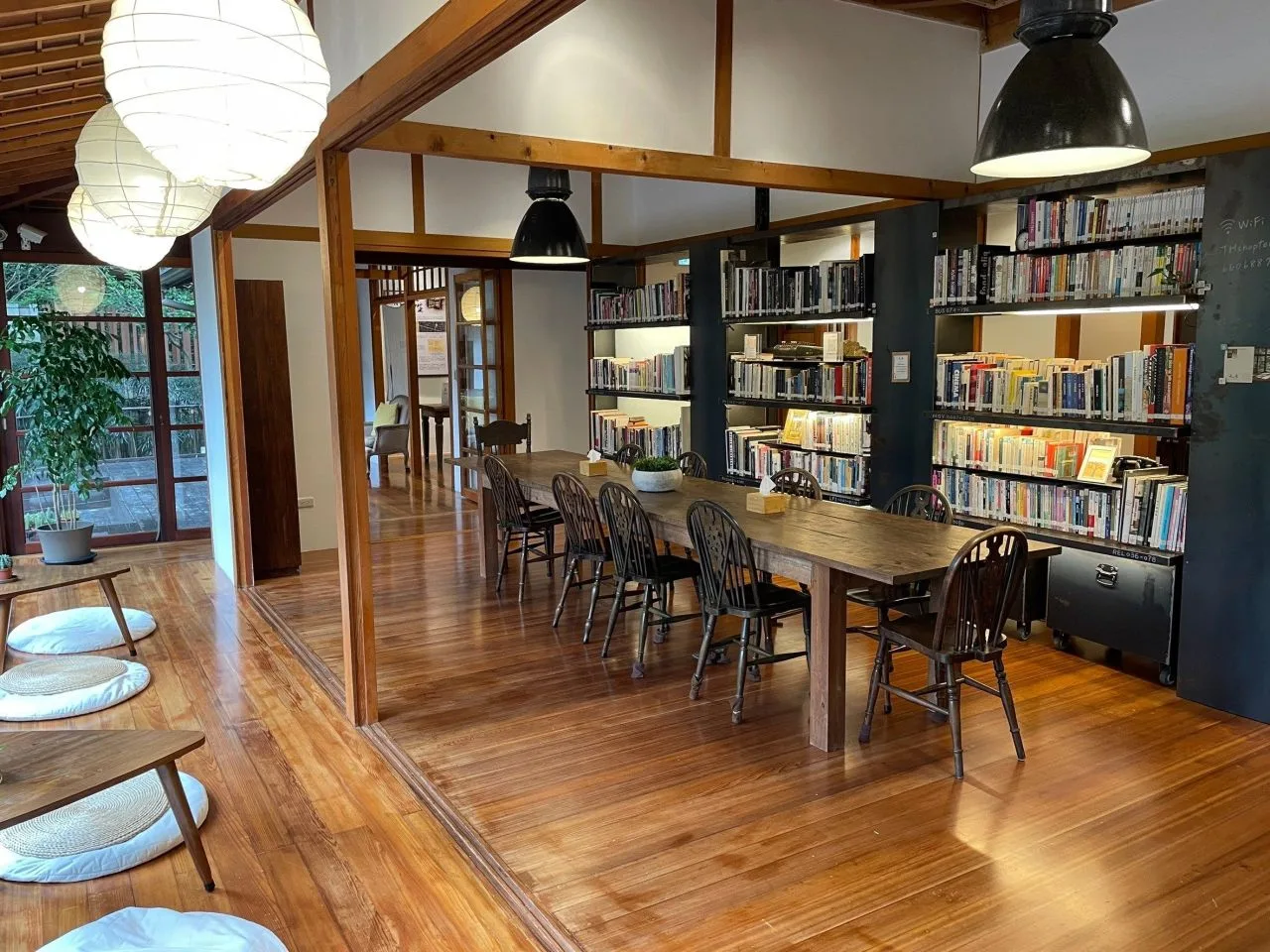 文房藏書豐富。北市府提供