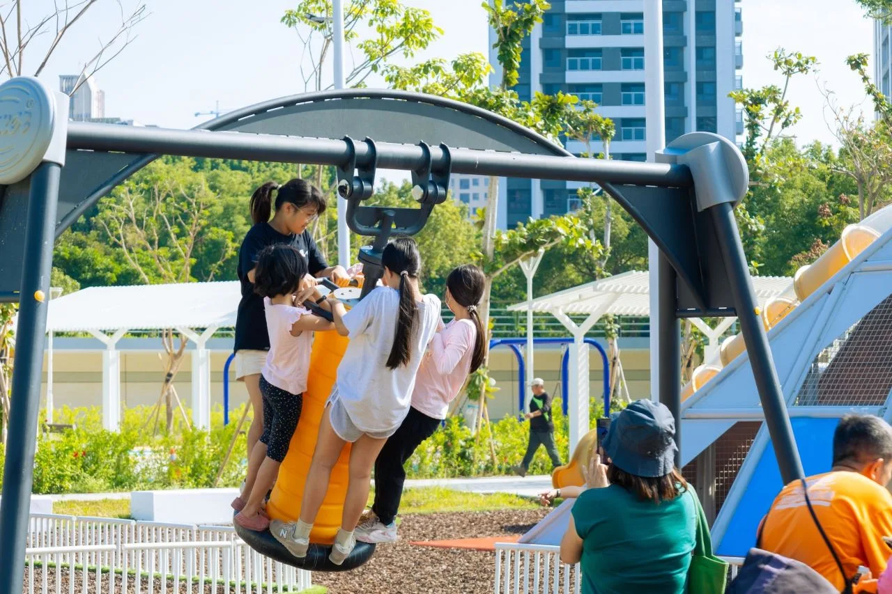 高雄楠梓區藍田公園納入公民參與機制，打造全齡共融空間。翻攝陳其邁臉書