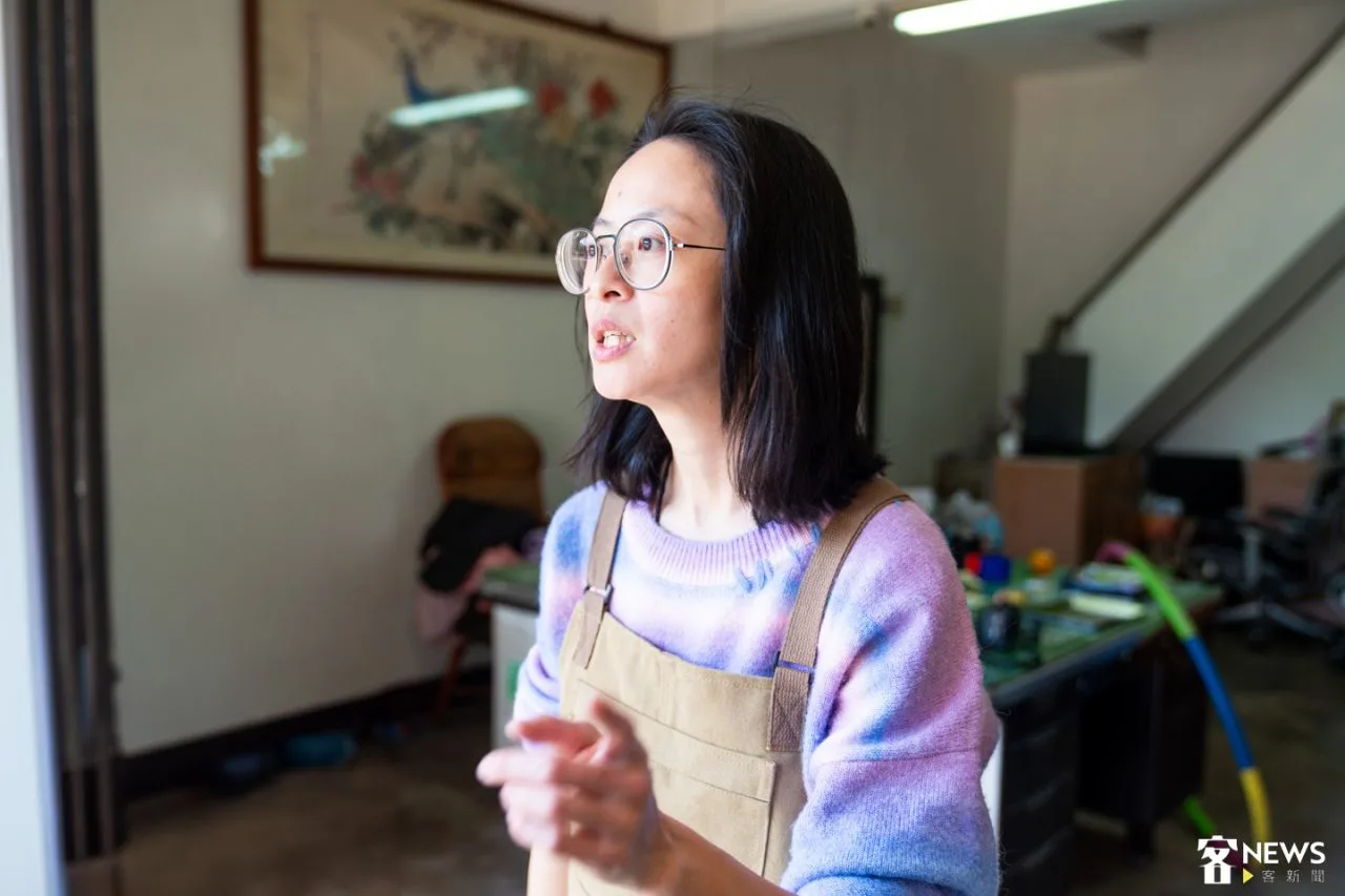 福源茶廠第五代黃莉珍，負責網路行銷和活動規劃。朱愷元攝