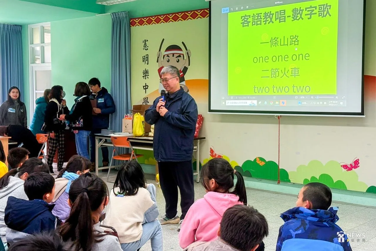 憲明國小吳俊德校長。彭琦倩攝