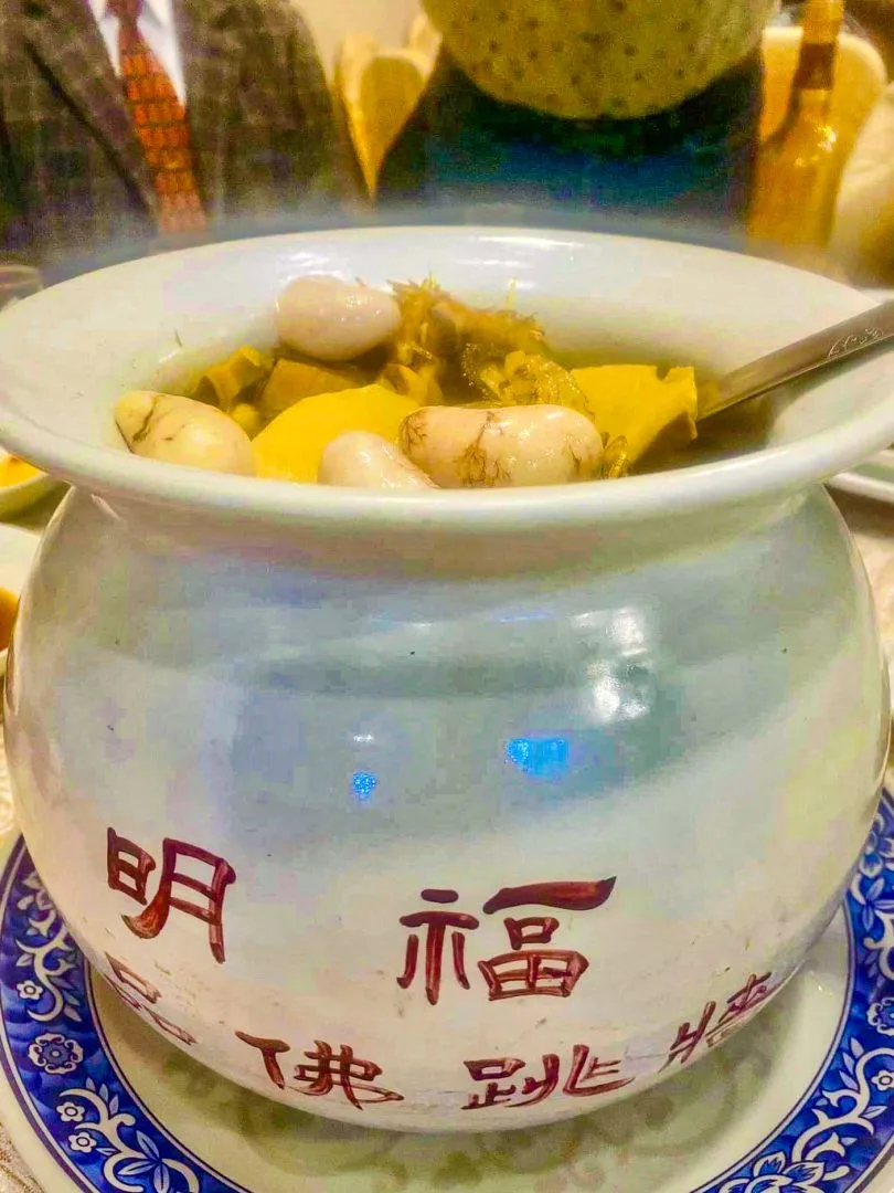 已結束營業的紅玉台菜附近，有另一家知名臺菜明福，連拿好幾年米其林一星。蕭秀琴攝