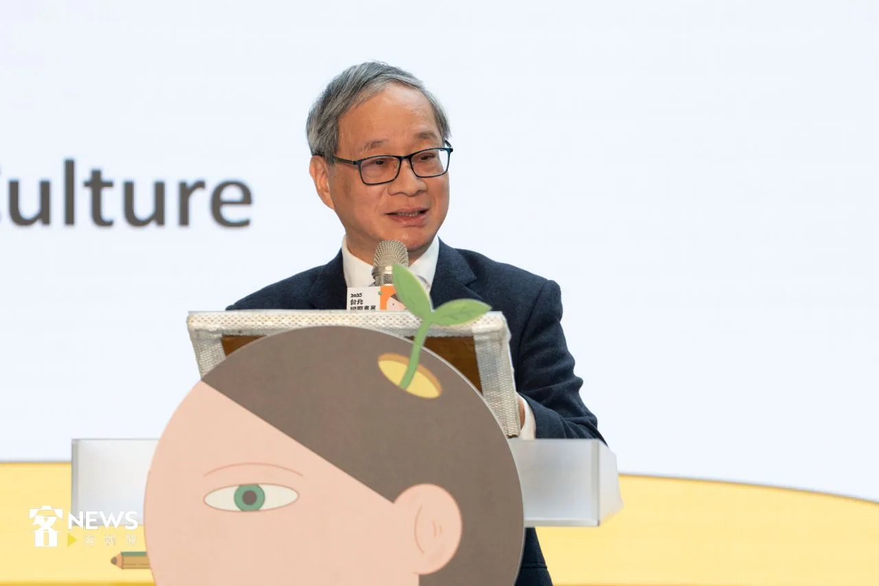 文化部長李遠出席台北國際書展開幕典禮,邀請大家一起來逛書展讀好書。宋佩遙攝