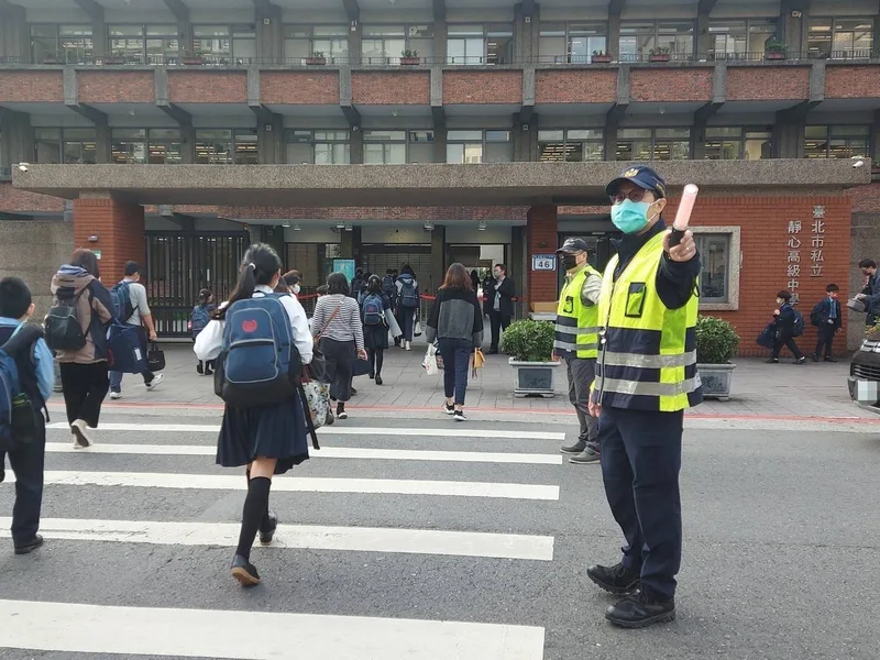 內政部表示，期盼讓每年的警察節，成為全國警察機關、學校人員專屬的榮耀假期。台北市警察局交通警察大隊提供