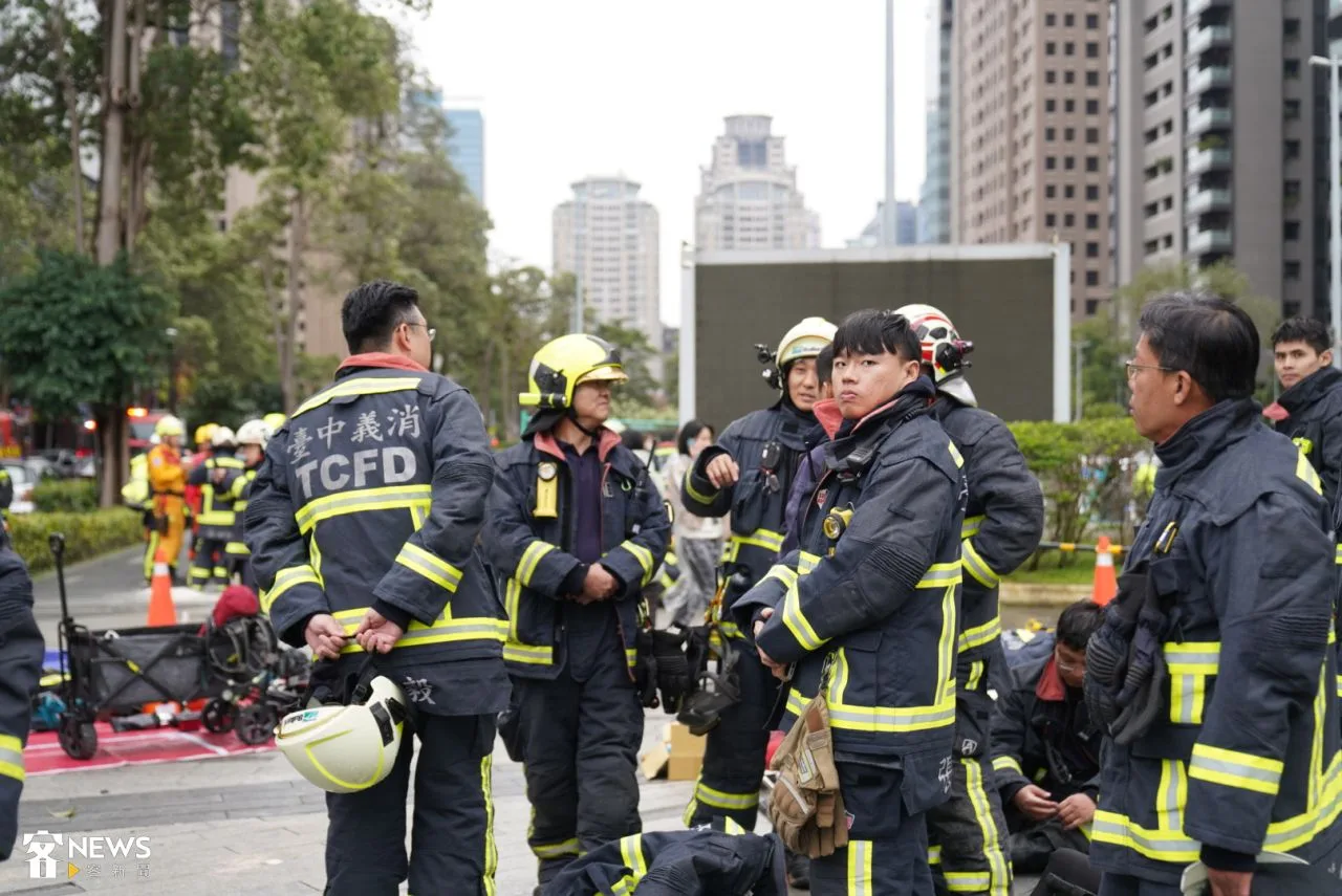 警消人員在現場。