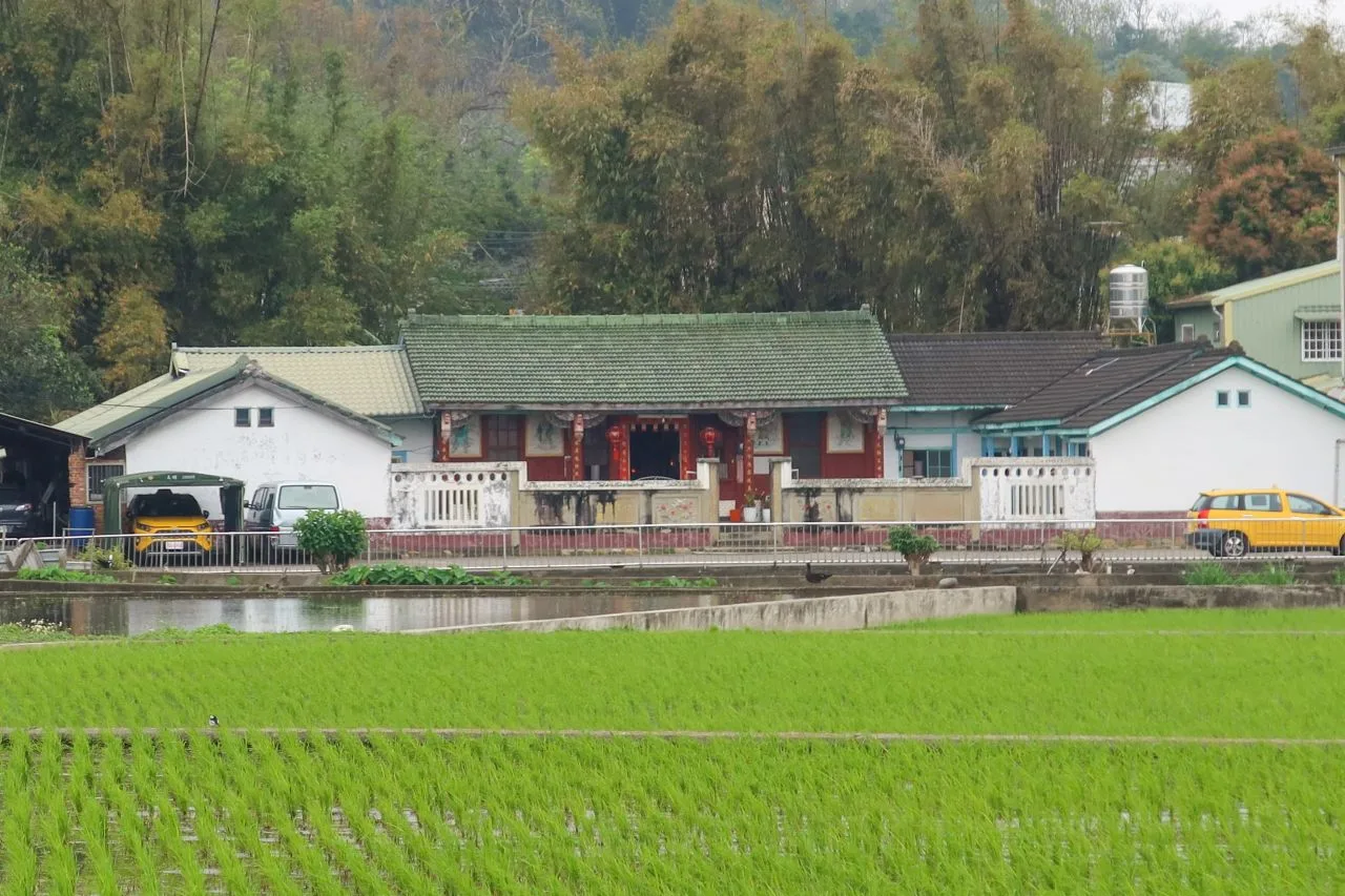 銅鑼竹森村澗窩「惇敘堂」,是李家18世祖李緯烈所建。何來美攝