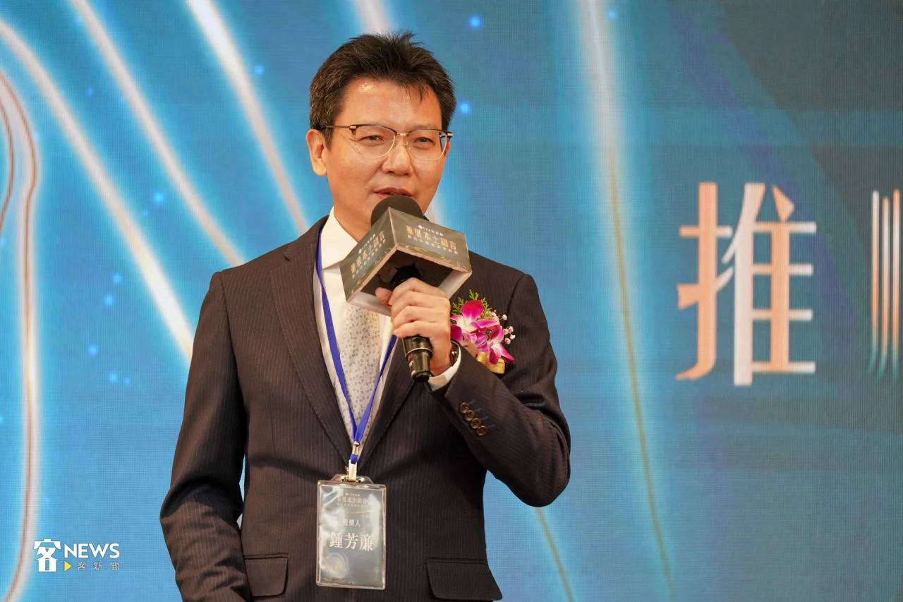 鍾芳亷主任在內埔國小服務超過30年，致力推動客家文化的發展。洪藝晅攝