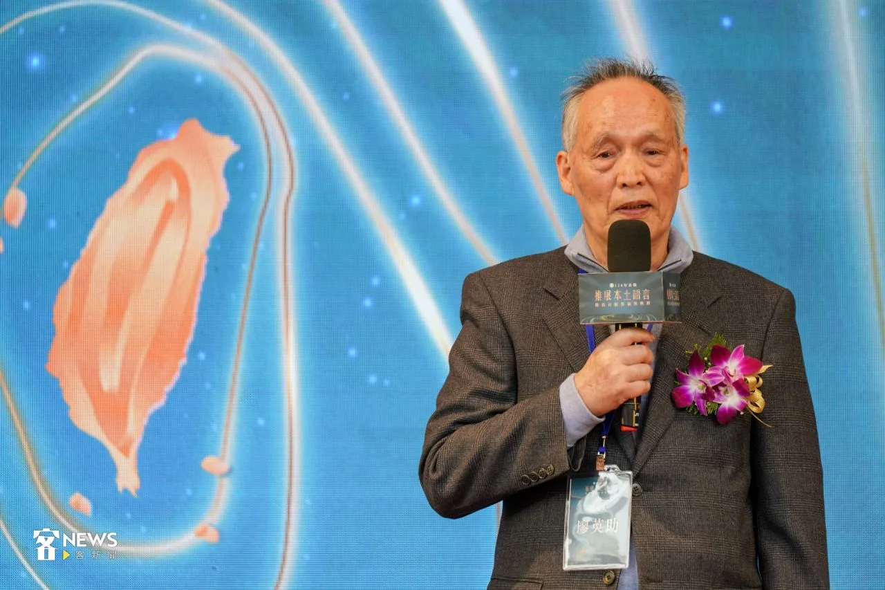 廖英助現年83歲高齡，來自台中環山 （Sqoyaw）部落，致力於泰雅族的語料書面化。洪藝晅攝