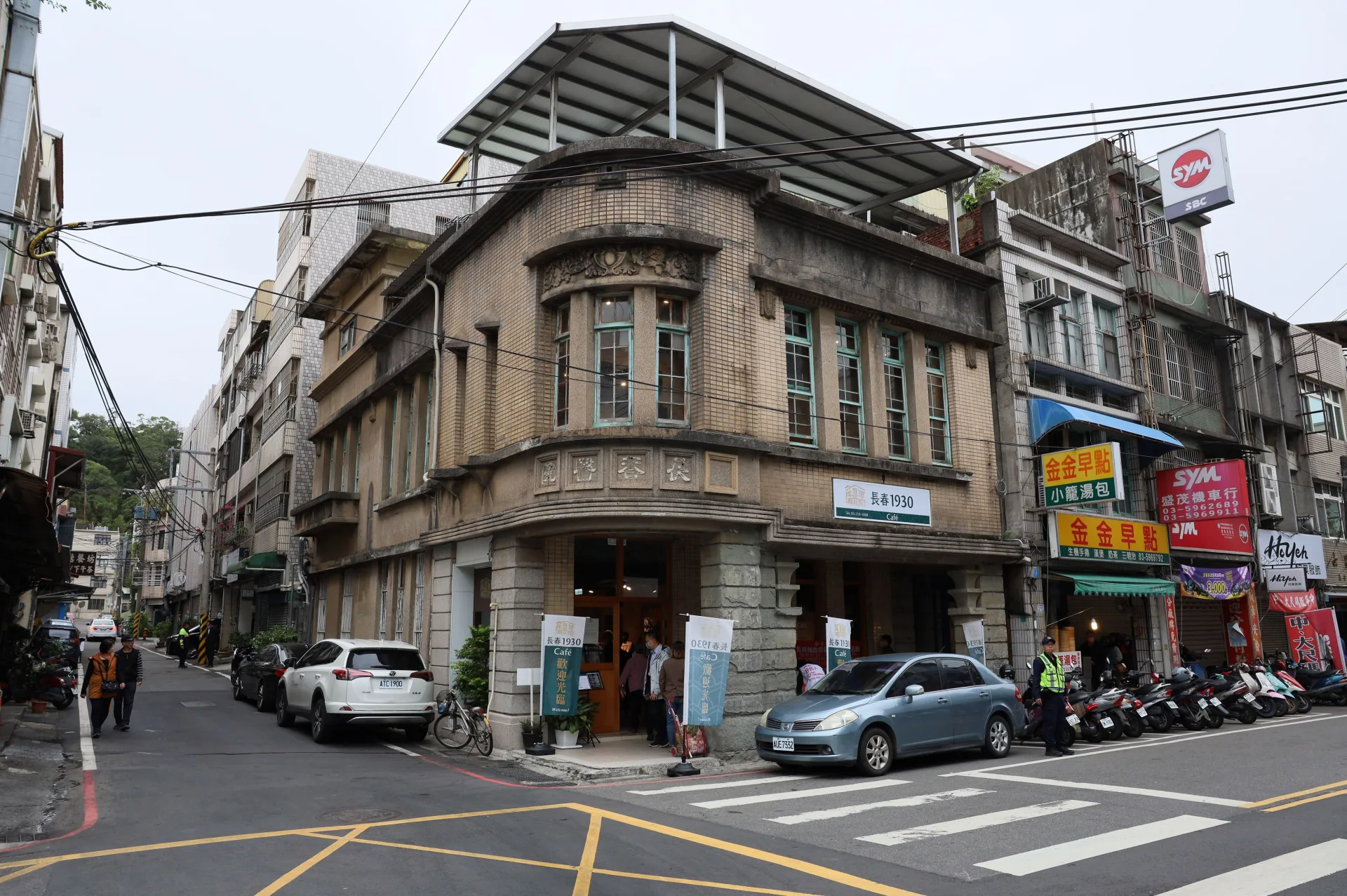 新竹縣縣定古蹟竹東長春醫院(長春1930 Cafe’)舉辦新書分享會。新竹縣政府提供