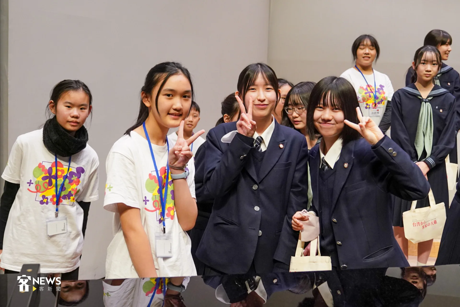 今天（31日）下午，台日合唱團雙方一起排練合唱曲《akatonbo》，並互相送禮。朱愷元攝