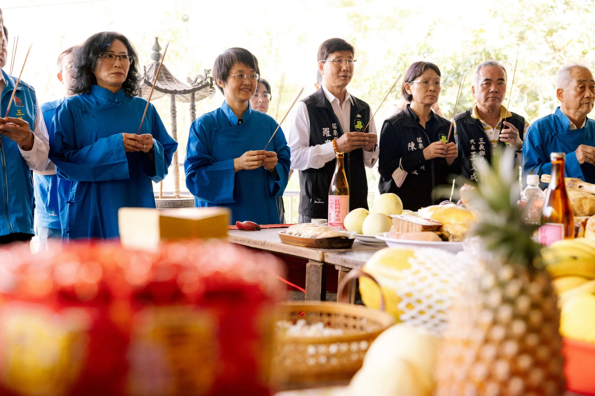 活動開始前包括客委會主委古秀妃、苗栗縣副縣長邱俐俐，一同以三獻禮奉香、獻果、獻酒儀式敬伯公。客家委員會提供