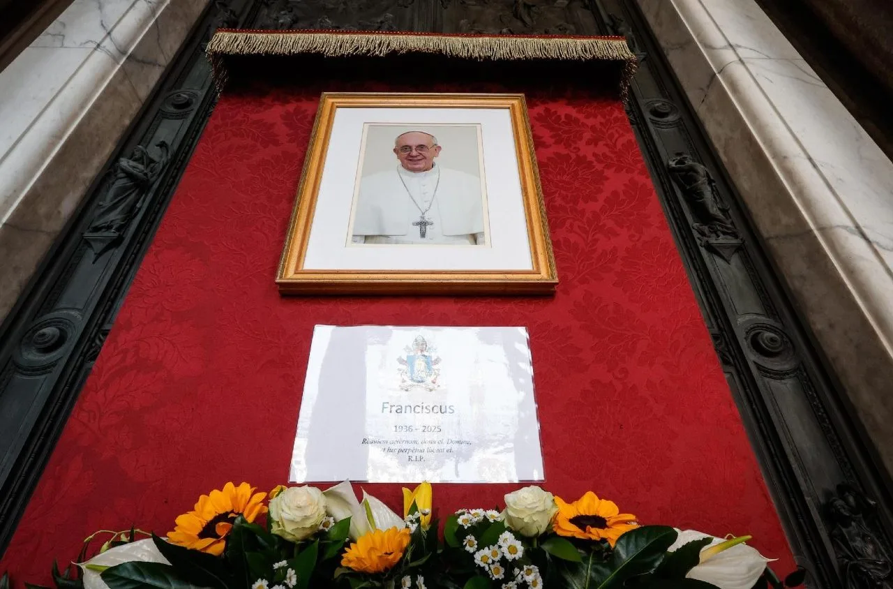 羅馬天主教教宗方濟各（Pope Francis）昨天（21日）安息主懷，享壽88歲。圖取自X@VaticanNews