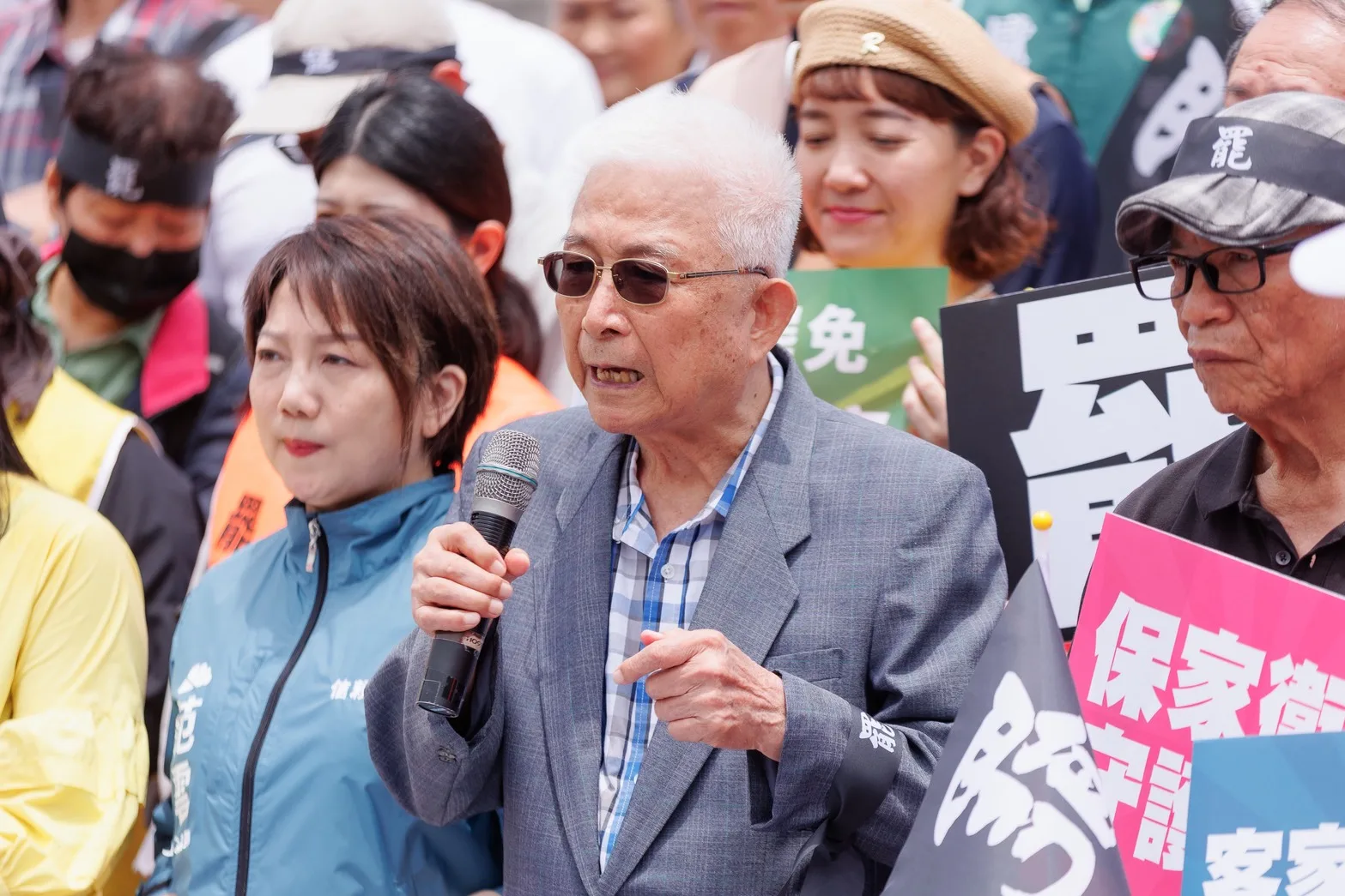 高雄市客委會前主委廖松雄今天特地北上聲援罷免團體。台灣客家聯盟協會提供