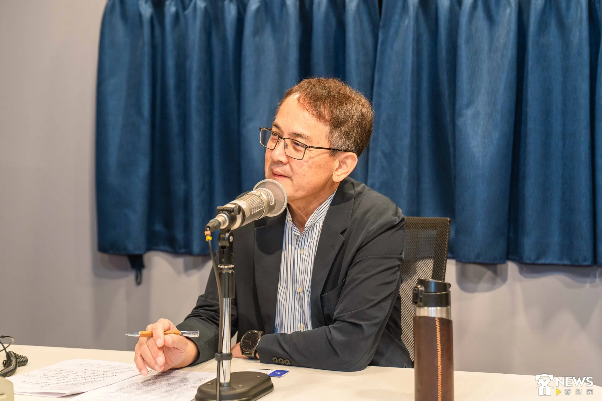 他的獨特教育風格,就是「親身嘗試、身體力行」。朱愷元攝