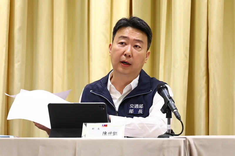 交通部20日傍晚舉行「高齡駕駛人駕駛管理制度」 說明會，由交通部長陳世凱（圖）親上火線說明。 中央社