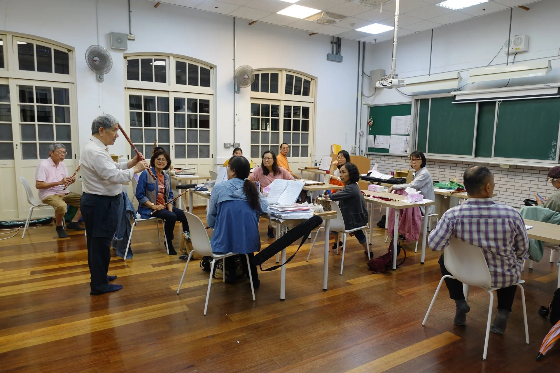 笛簫班課程，在樂音中找到自信與樂趣。臺北市政府教育局提供
