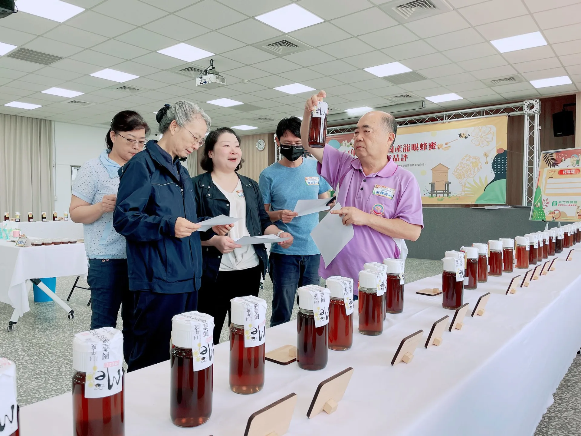 今年龍眼蜜大豐收　竹縣國產龍眼蜜品質評鑑可溯源