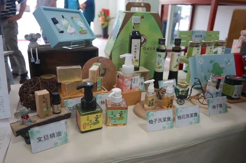 農業部補助花蓮瑞穗鄉興建農業推廣中心及文旦加工廠20日正式啟用，可提供分級、精油及果肉萃取，製作成多樣的文旦加工產品。中央社
