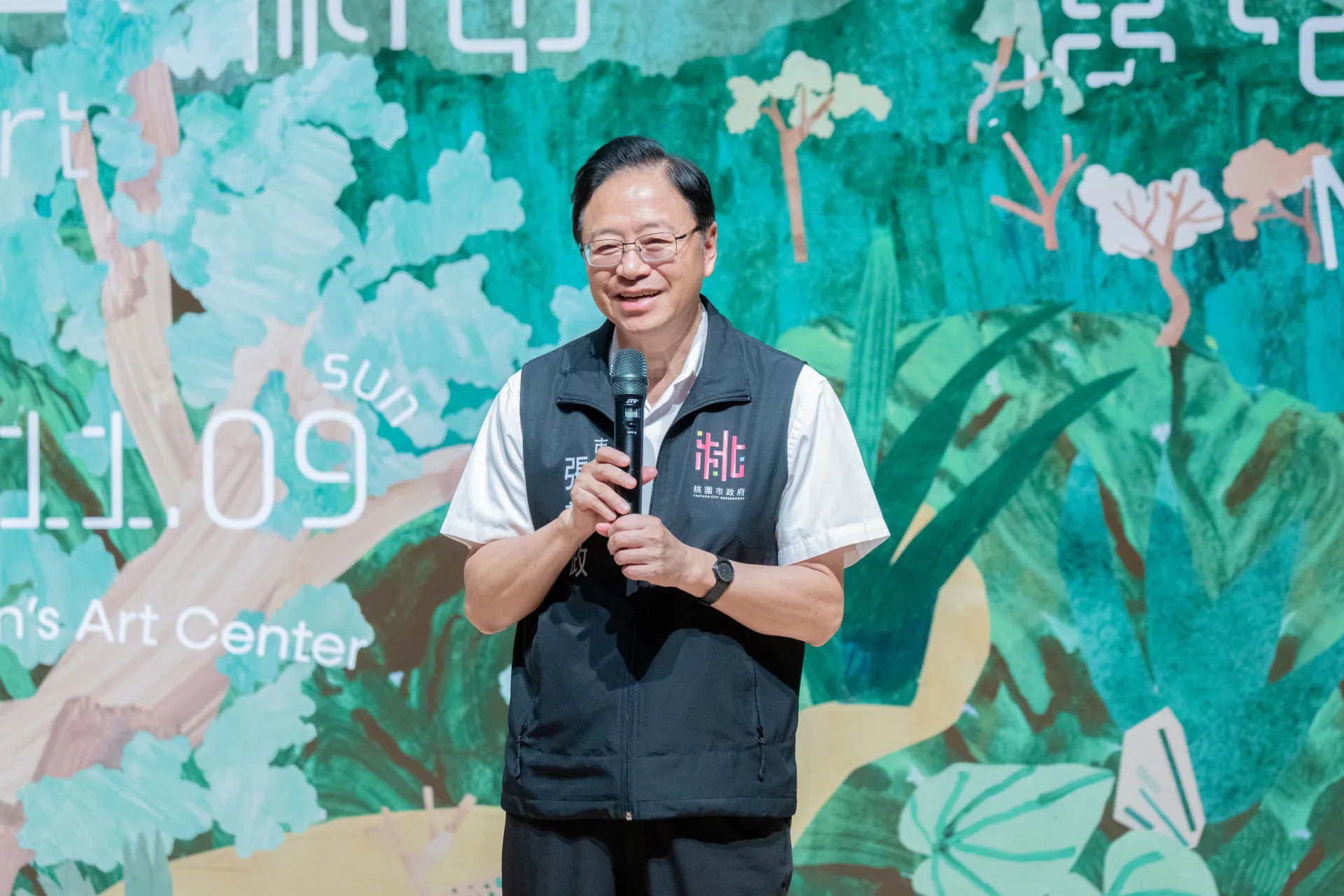 桃園市長張善正致詞表示，展覽取材自桃園與新加坡兩地的自然風景，期望藉由這場跨國館際合作，讓國人及新加坡民眾從藝術視角出發，感受雙城的文化底蘊與自然之美。桃園市政府提供