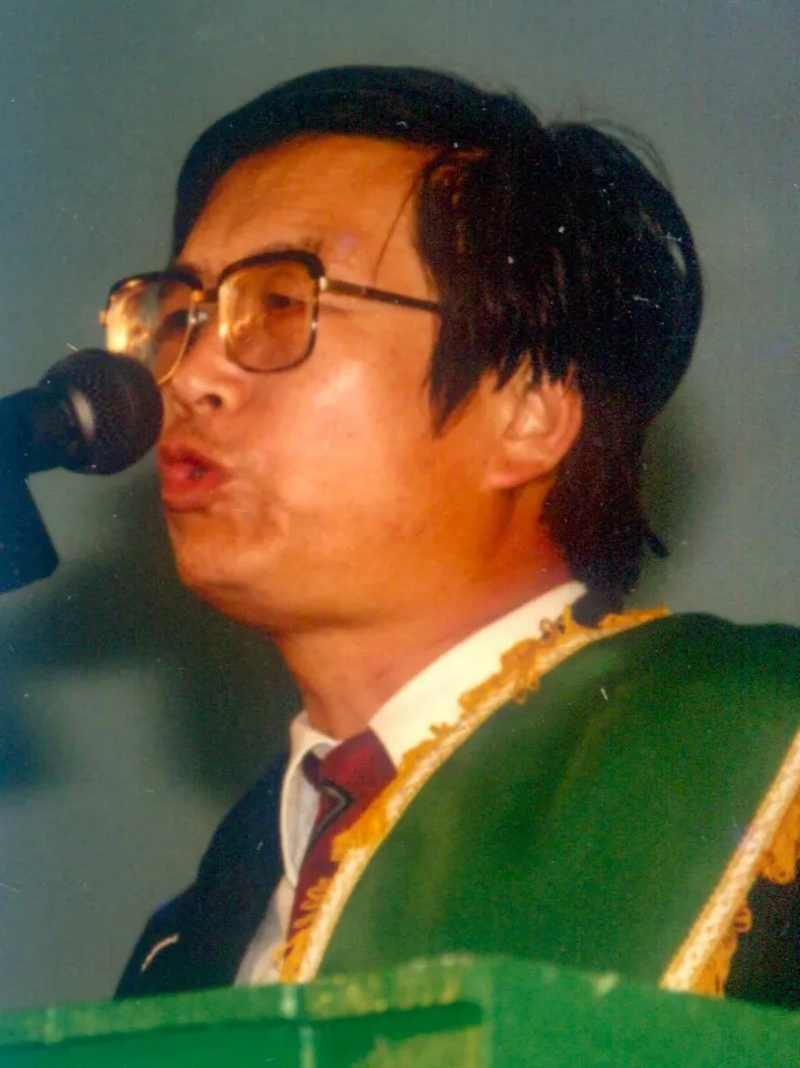 傅文政（1942–2003）1977年參選苗栗縣省議員，喊出「南方大團結」以最高票當選。圖為他後來參選發表政見。何來美攝