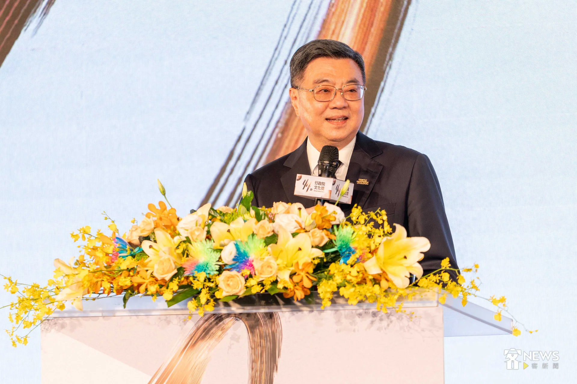 卓榮泰說，傅明光、吳晟與楊麗花都是國家文化的寶藏。李台源攝