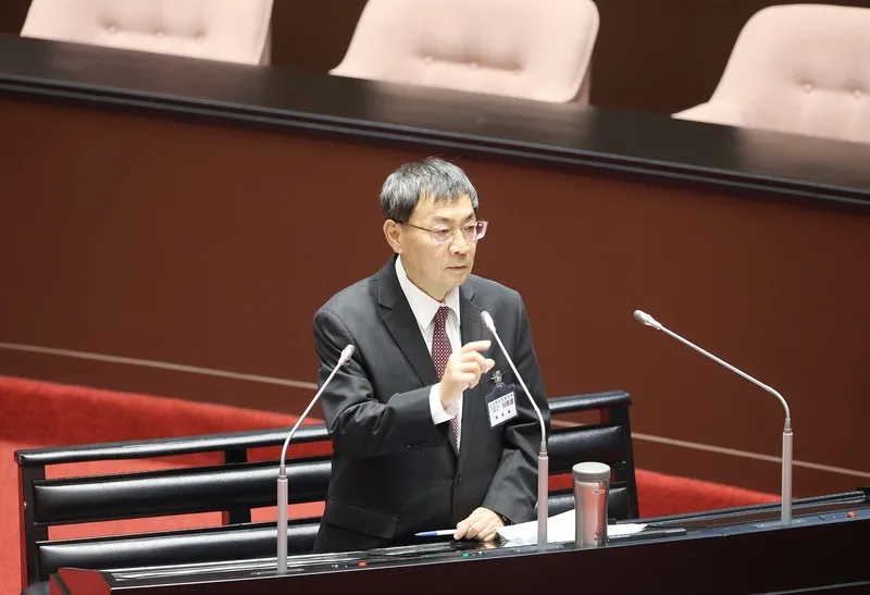 立法院全院委員會14日審查大法官被提名人陳慈陽（圖）。中央社