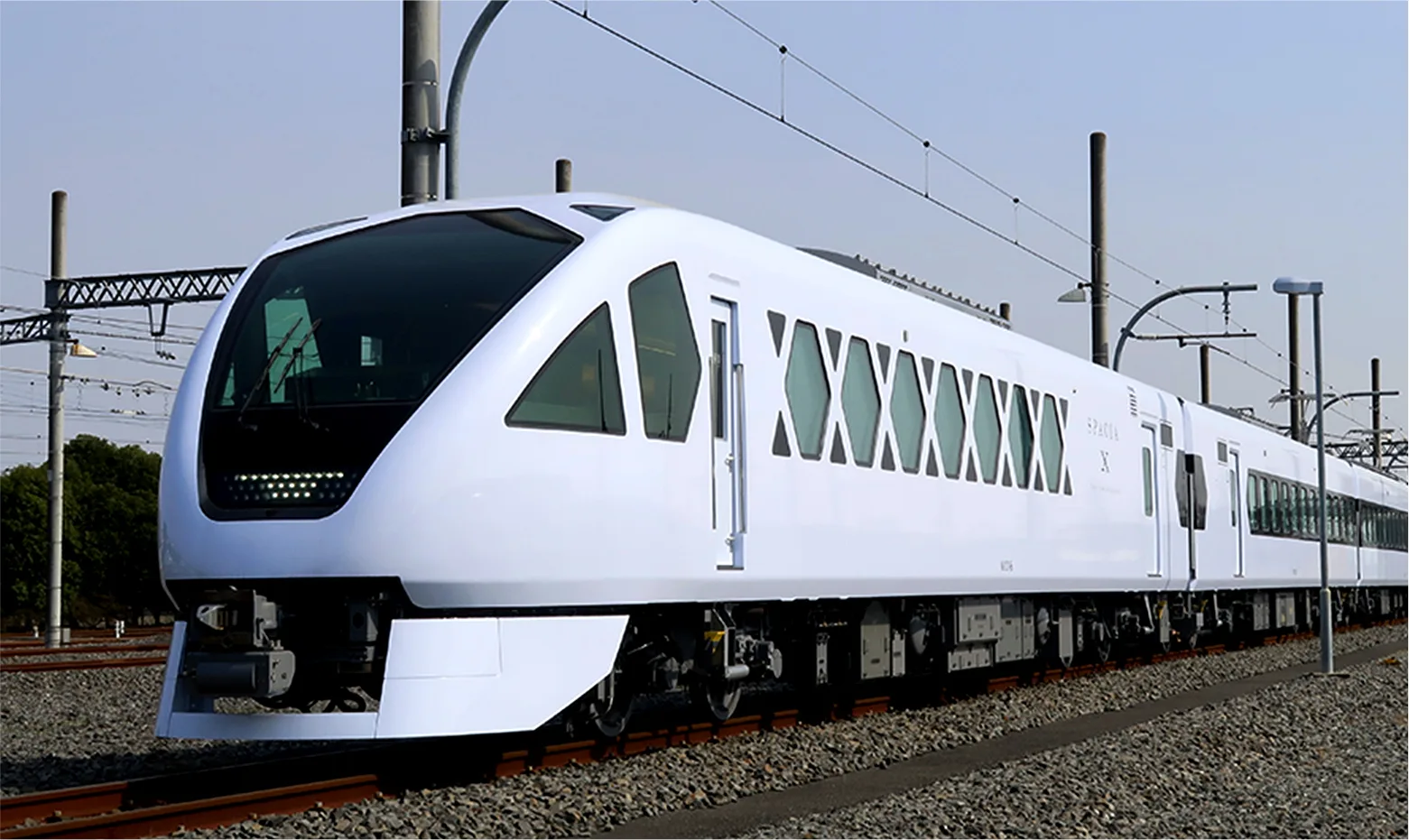 新型特急「SPACIA X 」。翻攝東武鐵道