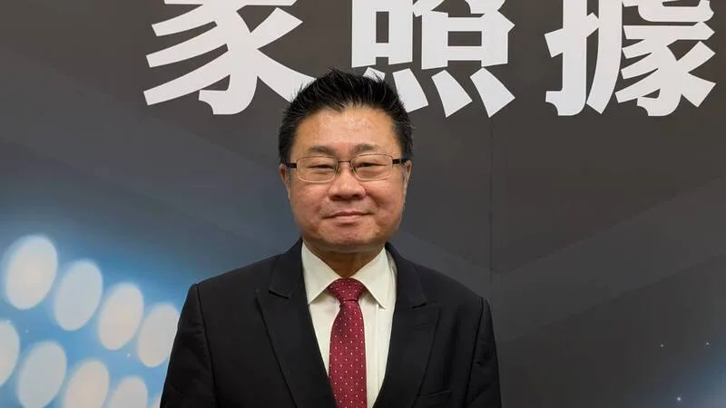 衛福部次長呂建德22日出席記者會,並接受媒體聯訪表示,針對就業服務法第46條修法開放80歲以上免巴氏量表即可申請移工,衛福部與勞動部密切配合,透過雙次長會議共同協調因應措施。中央社