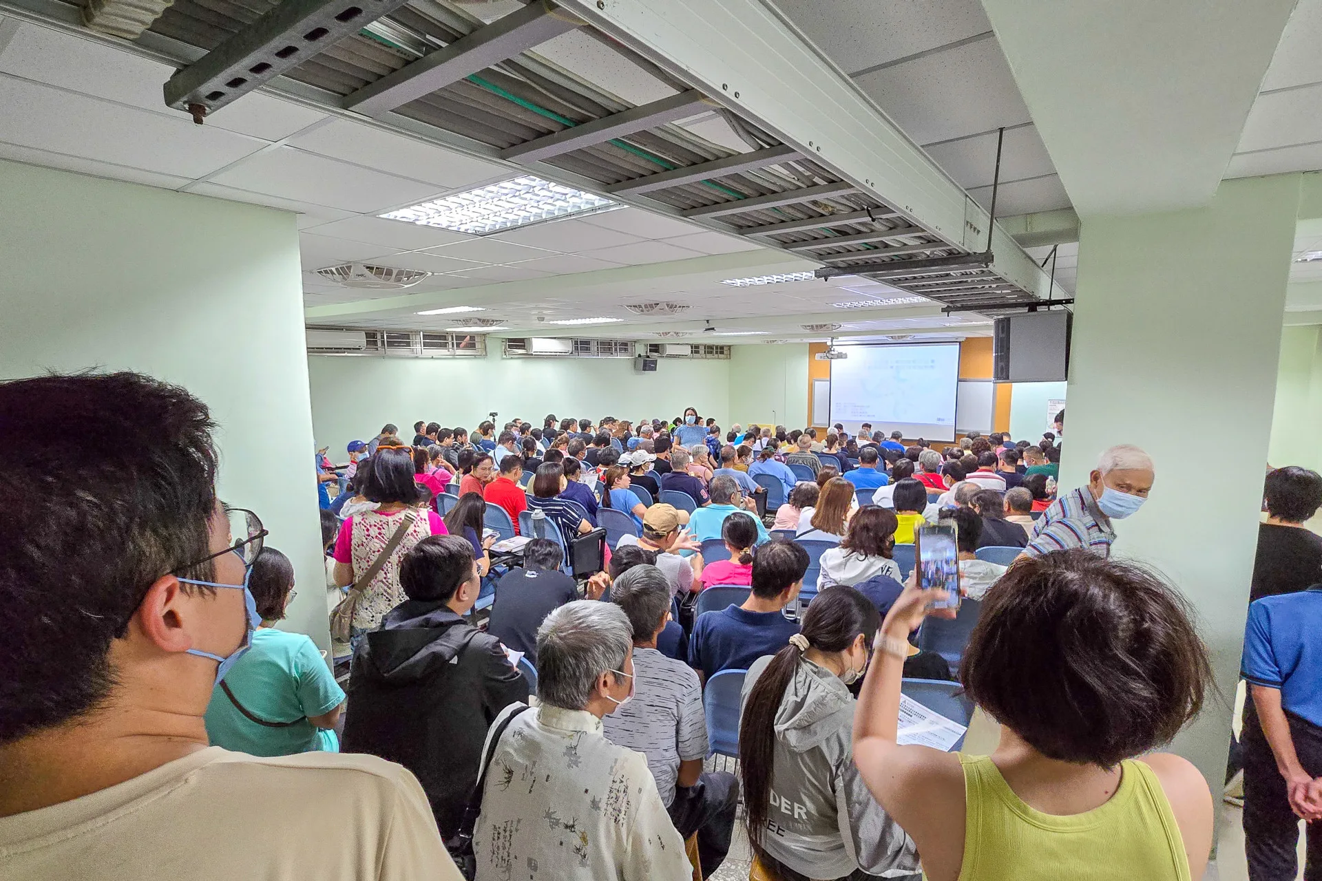 「香山交流道北側地區都市計畫可行性評估」說明會。新竹市政府提供