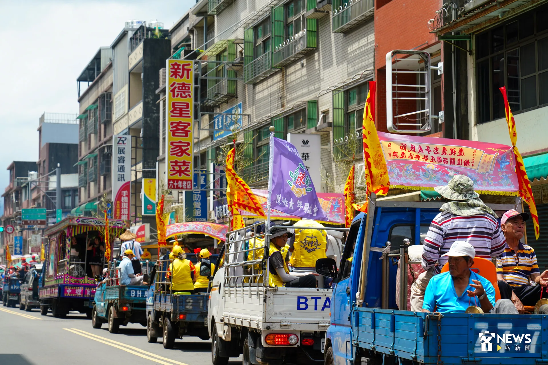 義民爺車隊浩浩蕩蕩前往關西太和宮。洪藝晅攝