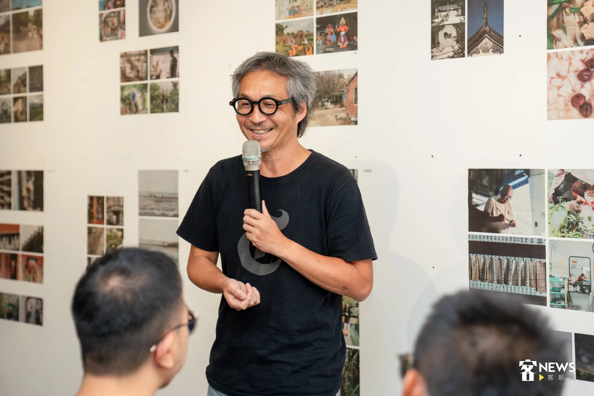 《靛花tien faˊ》總編輯李取中感謝客傳會,讓靛花持續探索「客家的樣貌」。洪藝晅攝