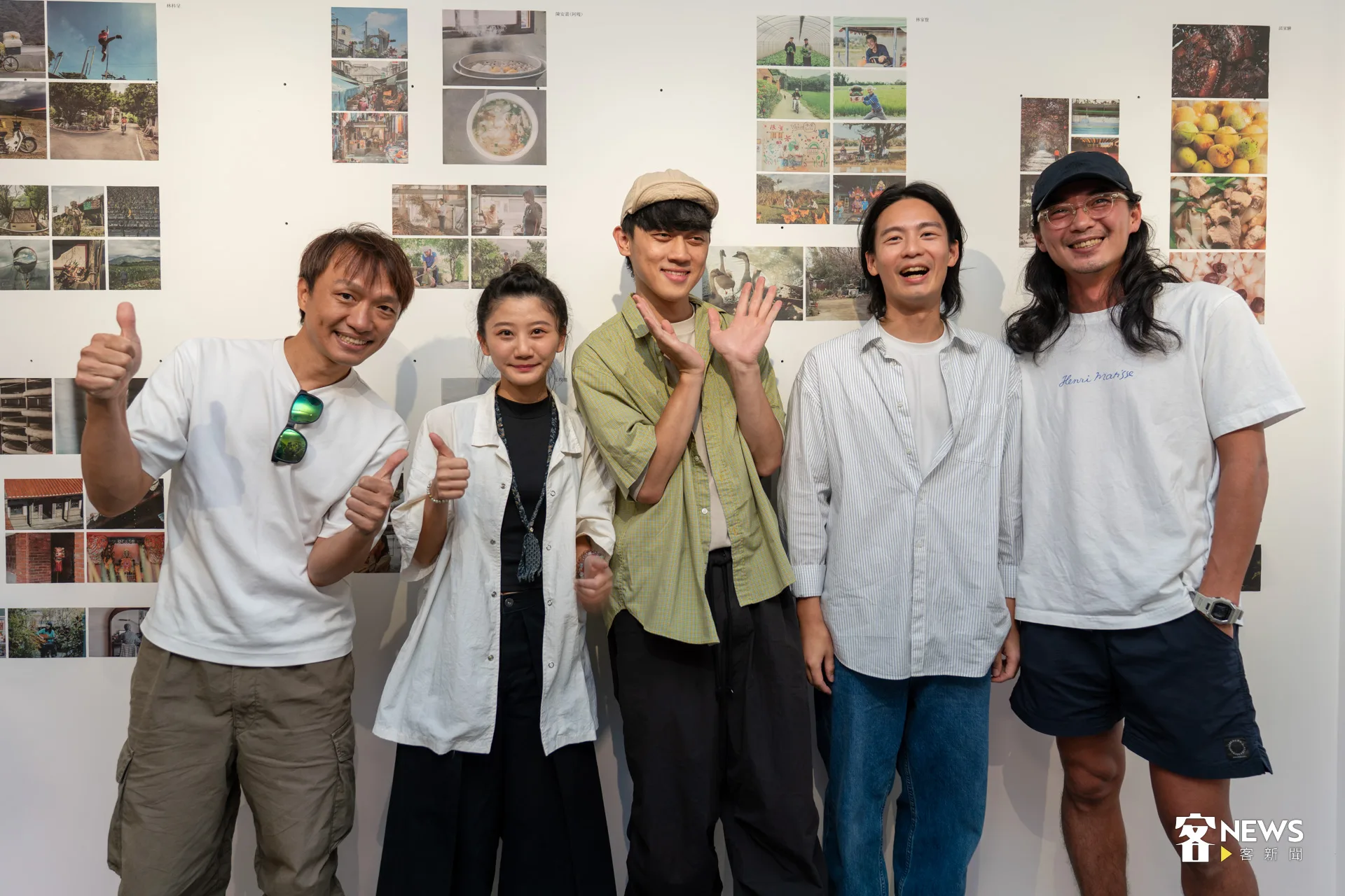 「The Wallpaper(by) tien faˊ」攝影展攝影展包括5位《靛花》攝影師蒞臨,包括李維尼、王牧薇、蔡耀徵、林家賢、邱家驊(由左至右)。李台源攝