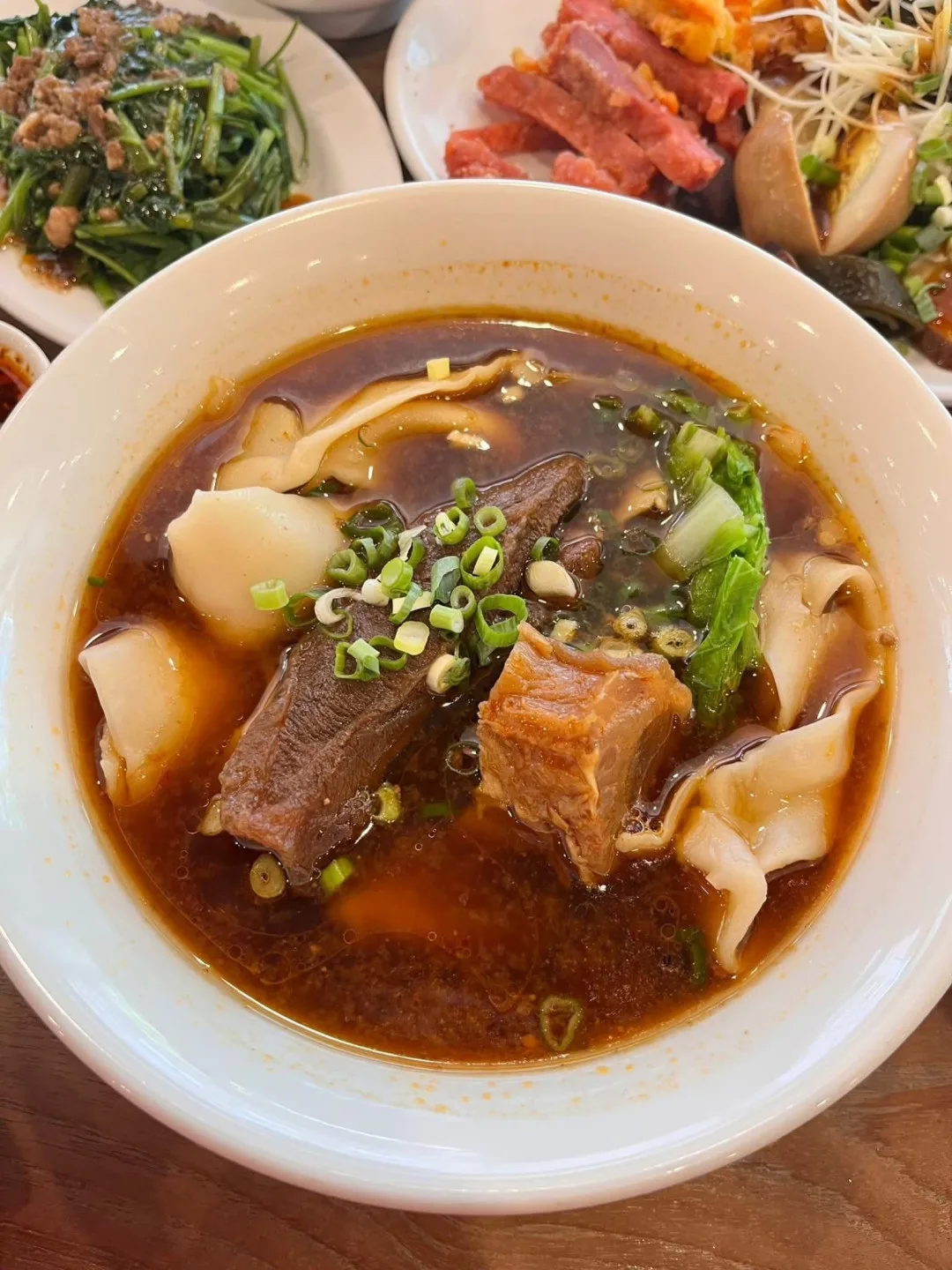 竹東排骨酥麵